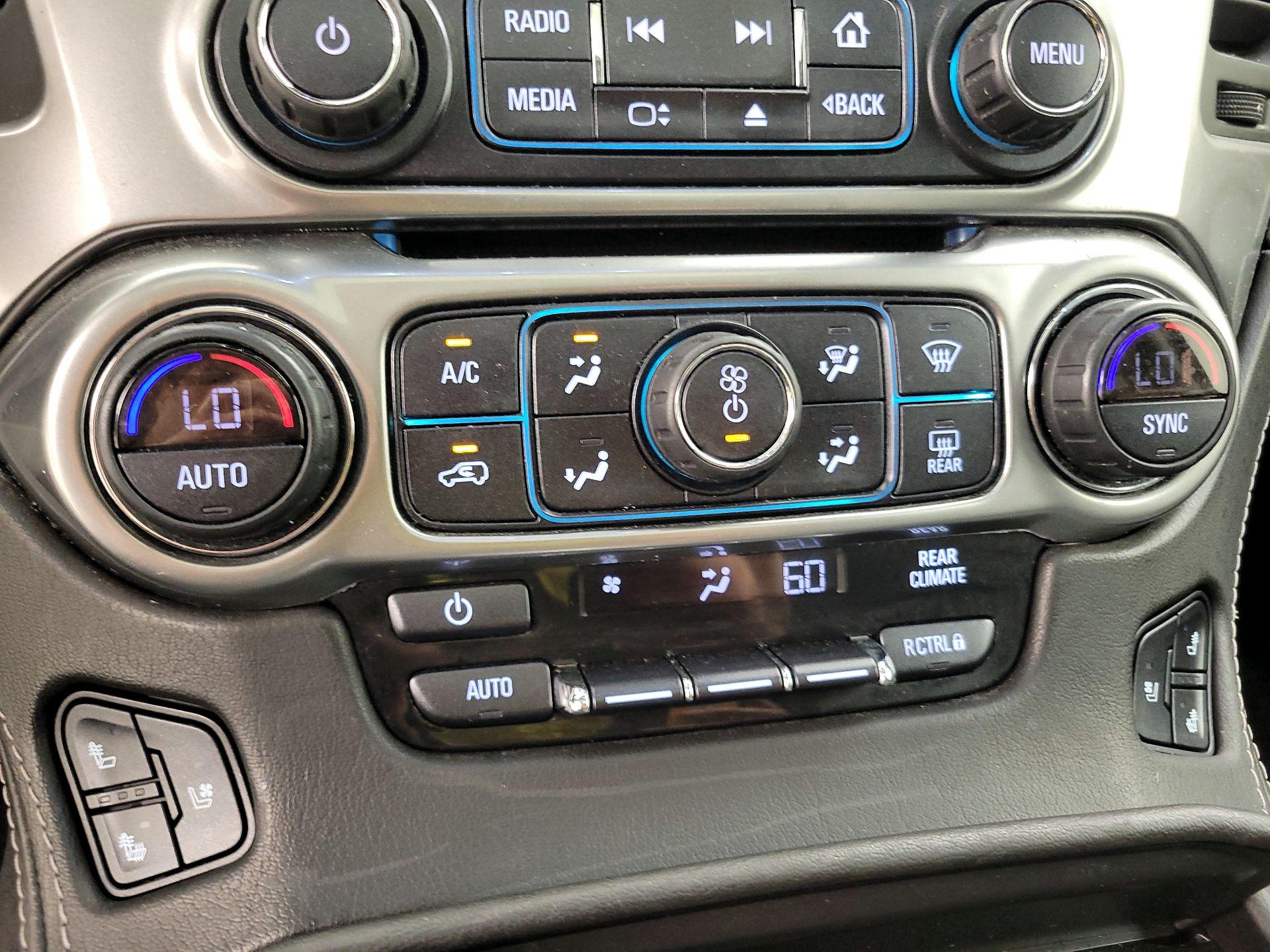 Thumbnail: 2020 Chevrolet Suburban - 16