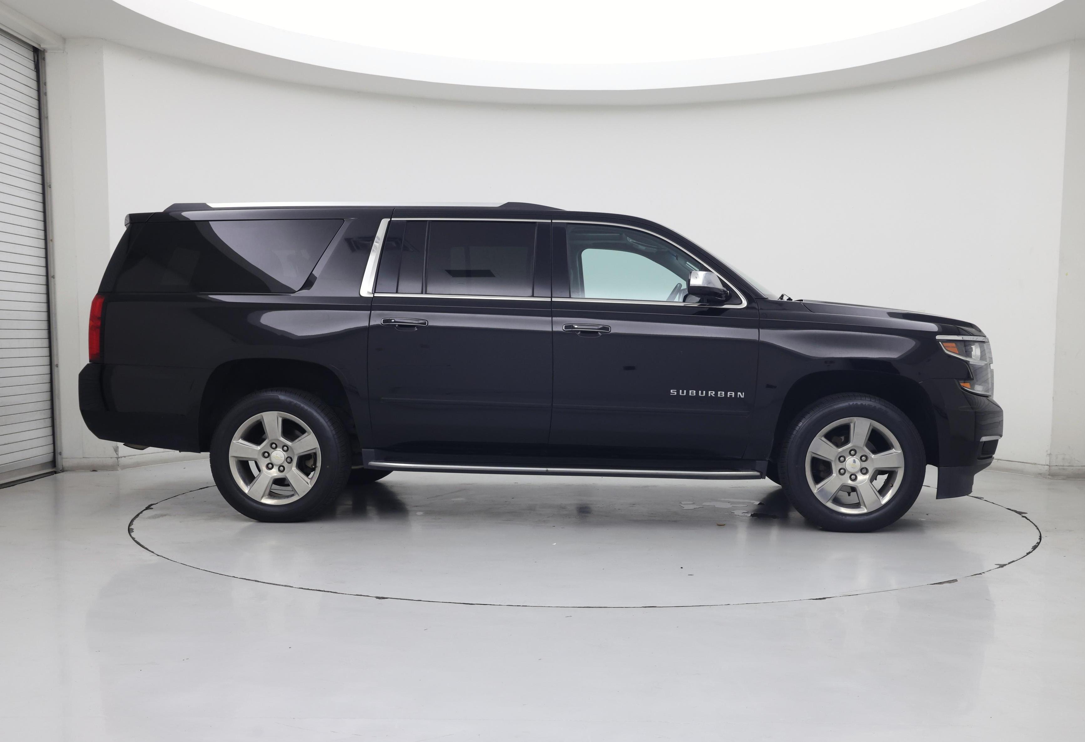 Thumbnail: 2020 Chevrolet Suburban - 7