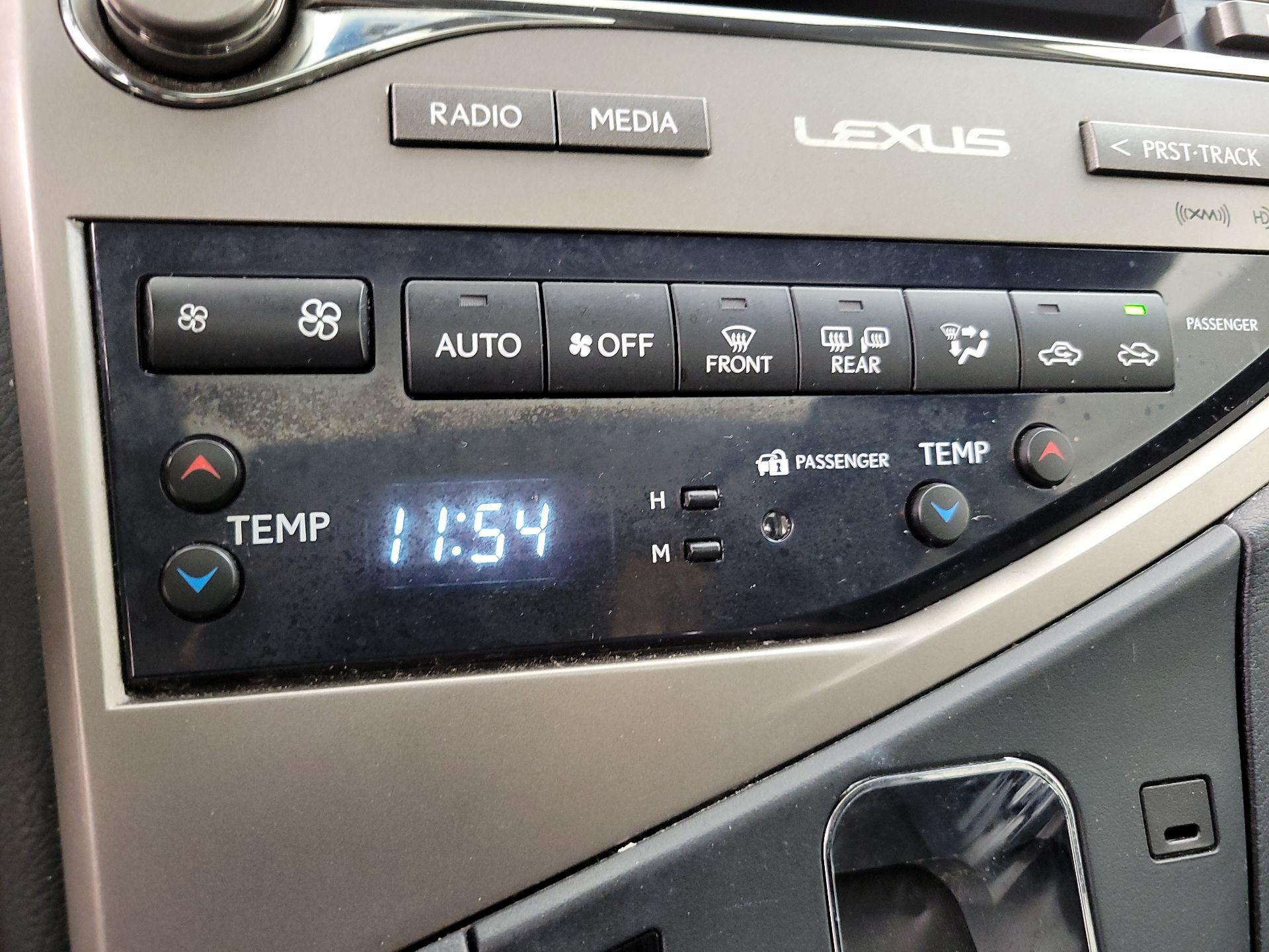 Thumbnail: 2015 Lexus RX - 16