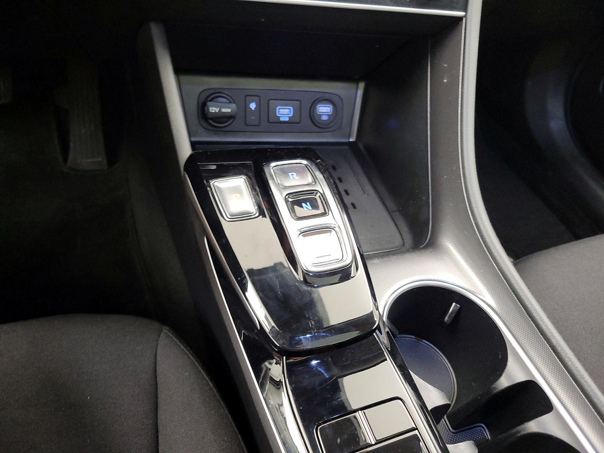 Thumbnail: 2023 Hyundai Sonata - 18