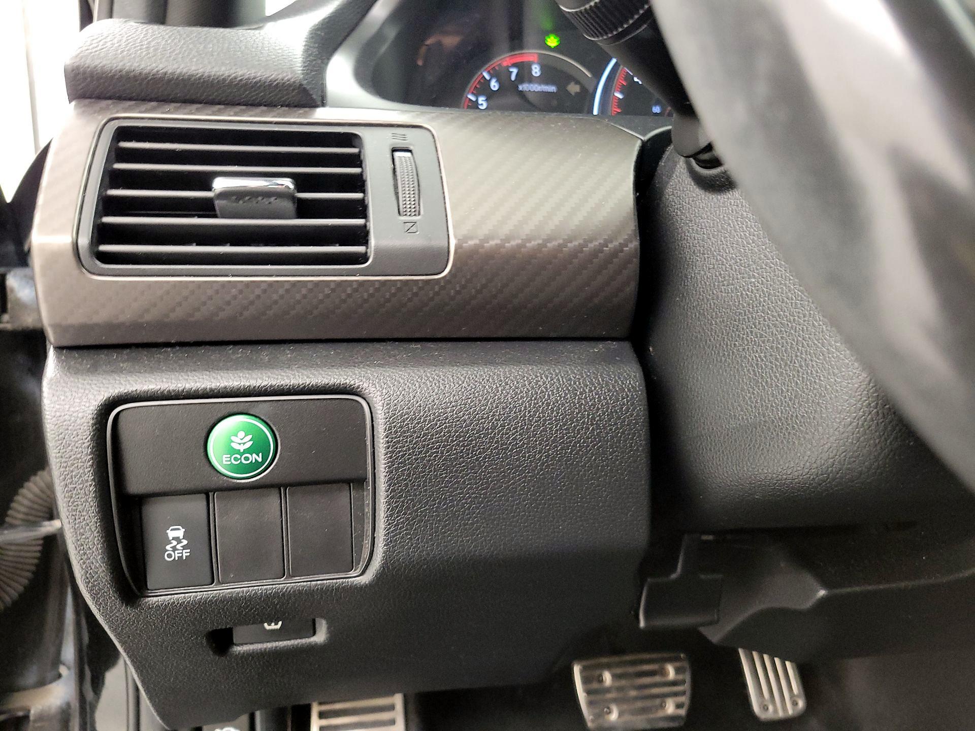 Thumbnail: 2016 Honda Accord - 13