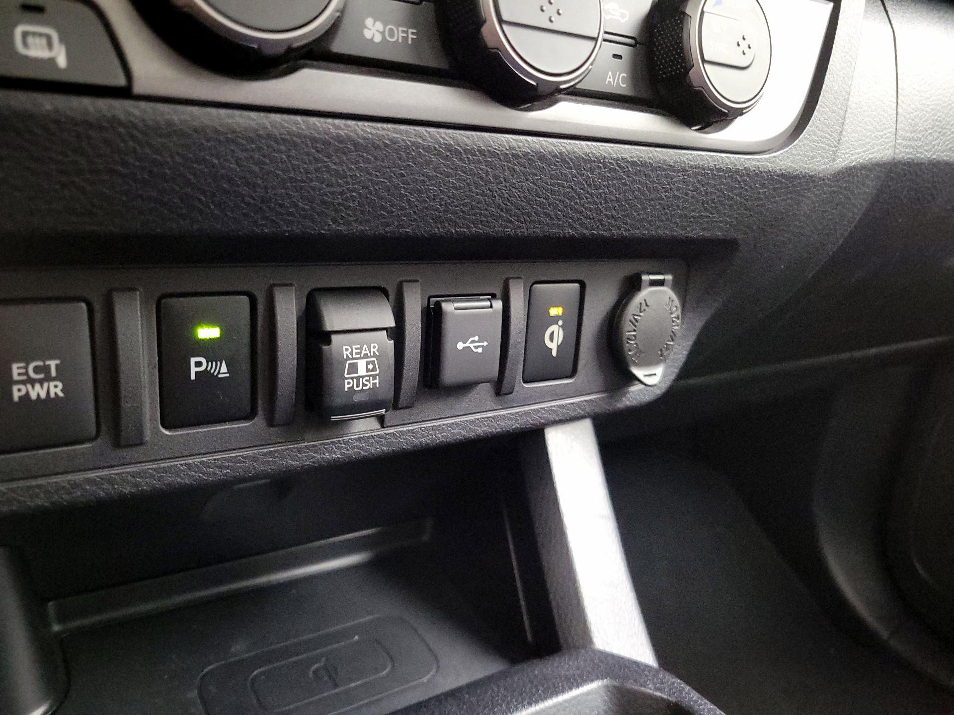 Thumbnail: 2022 Toyota Tacoma - 19