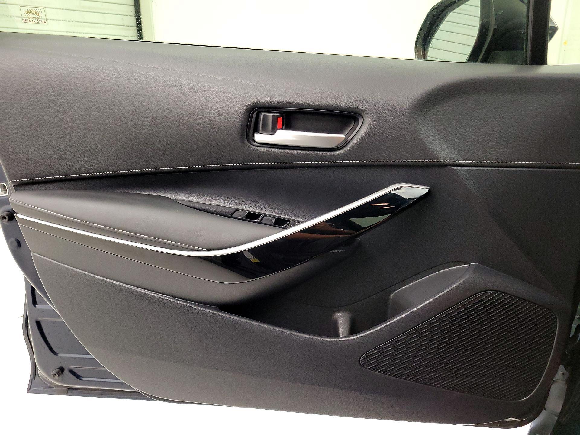 Thumbnail: 2021 Toyota Corolla - 12