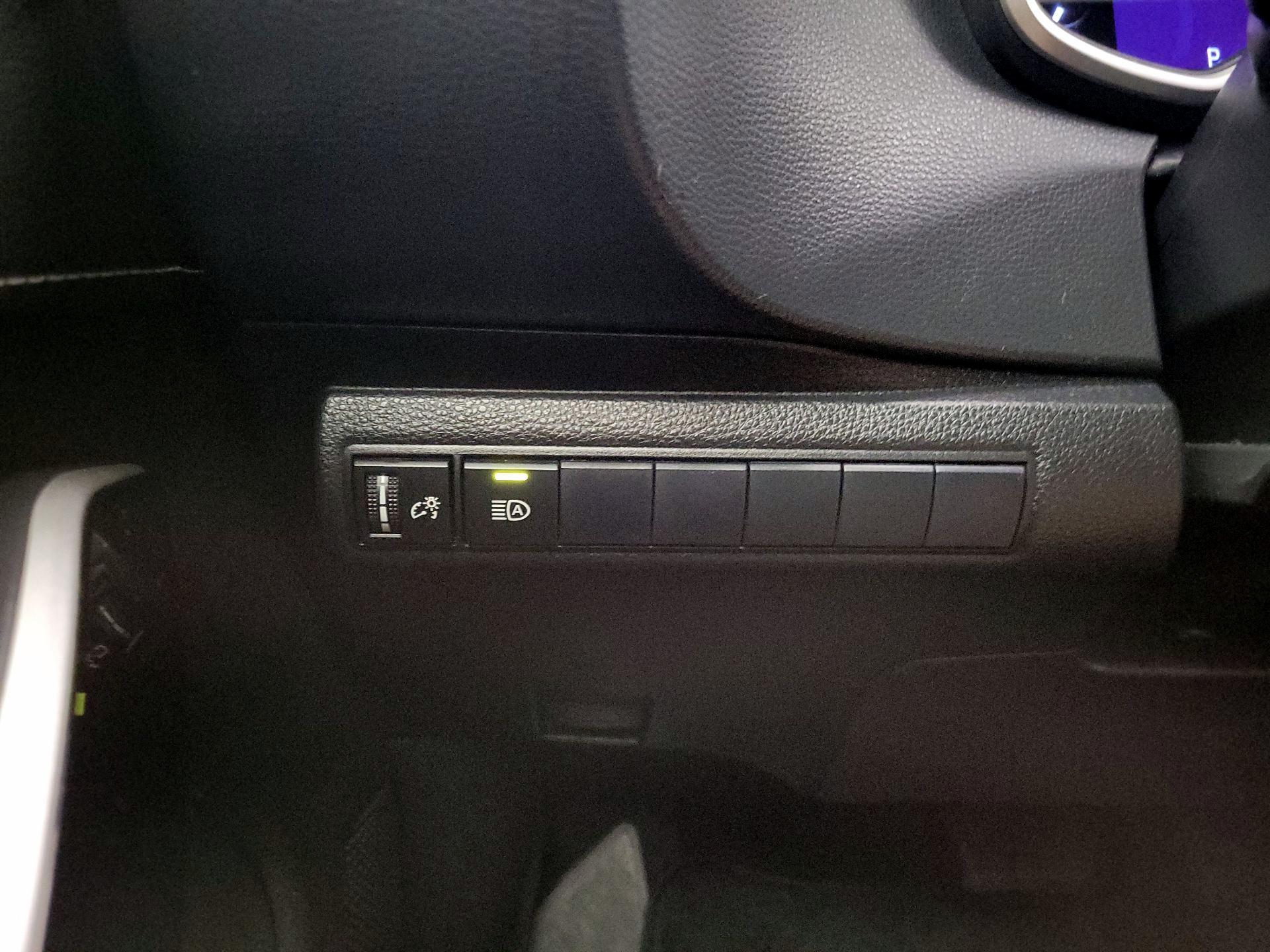 Thumbnail: 2021 Toyota Corolla - 13