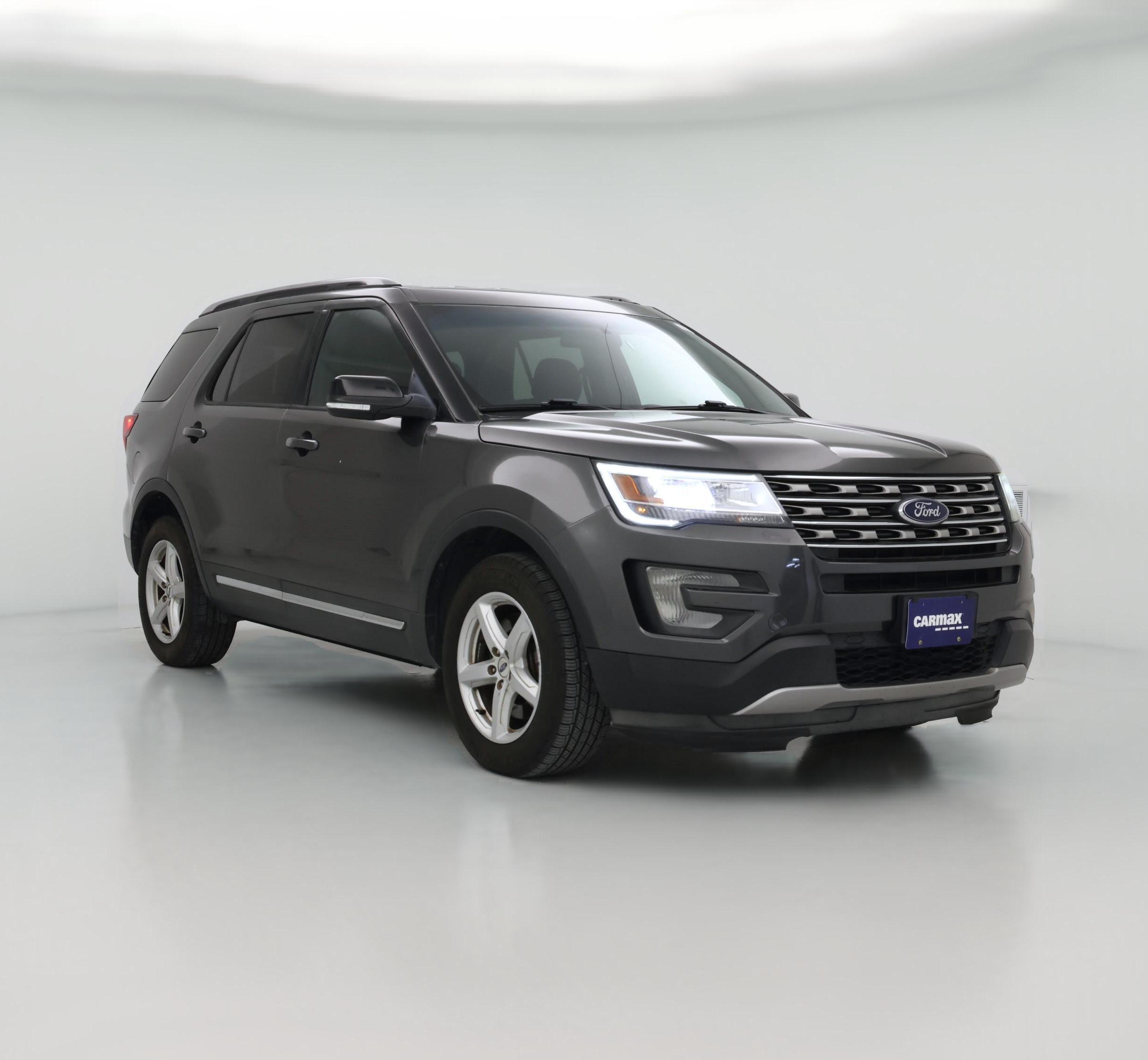 Thumbnail: 2016 Ford Explorer - 1