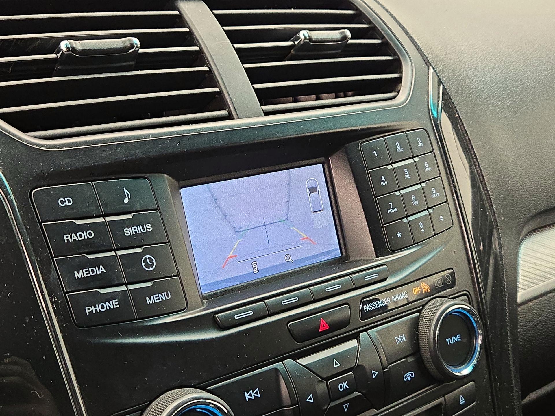 Thumbnail: 2016 Ford Explorer - 14