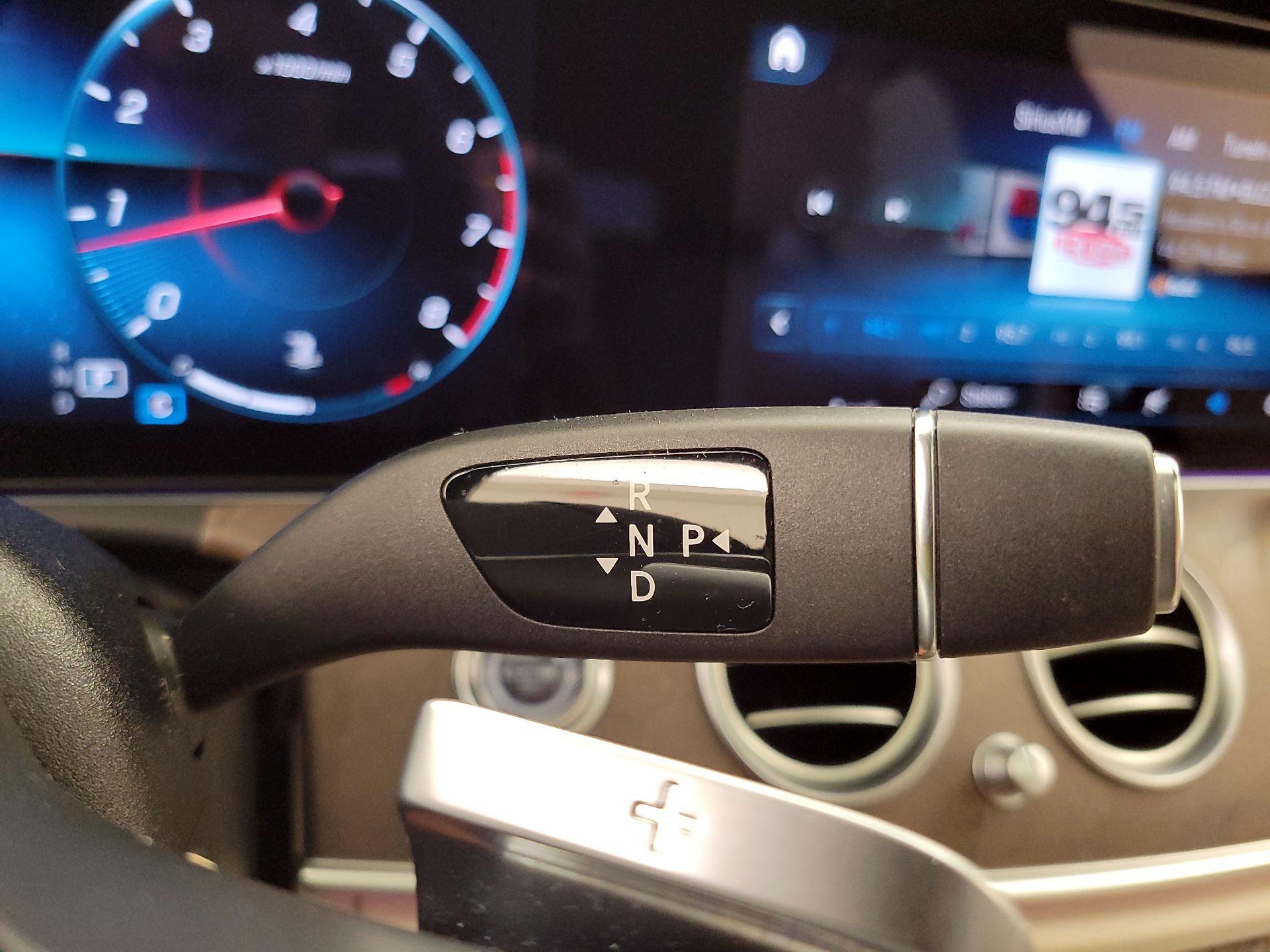 Thumbnail: 2022 Mercedes-Benz E-Class - 18