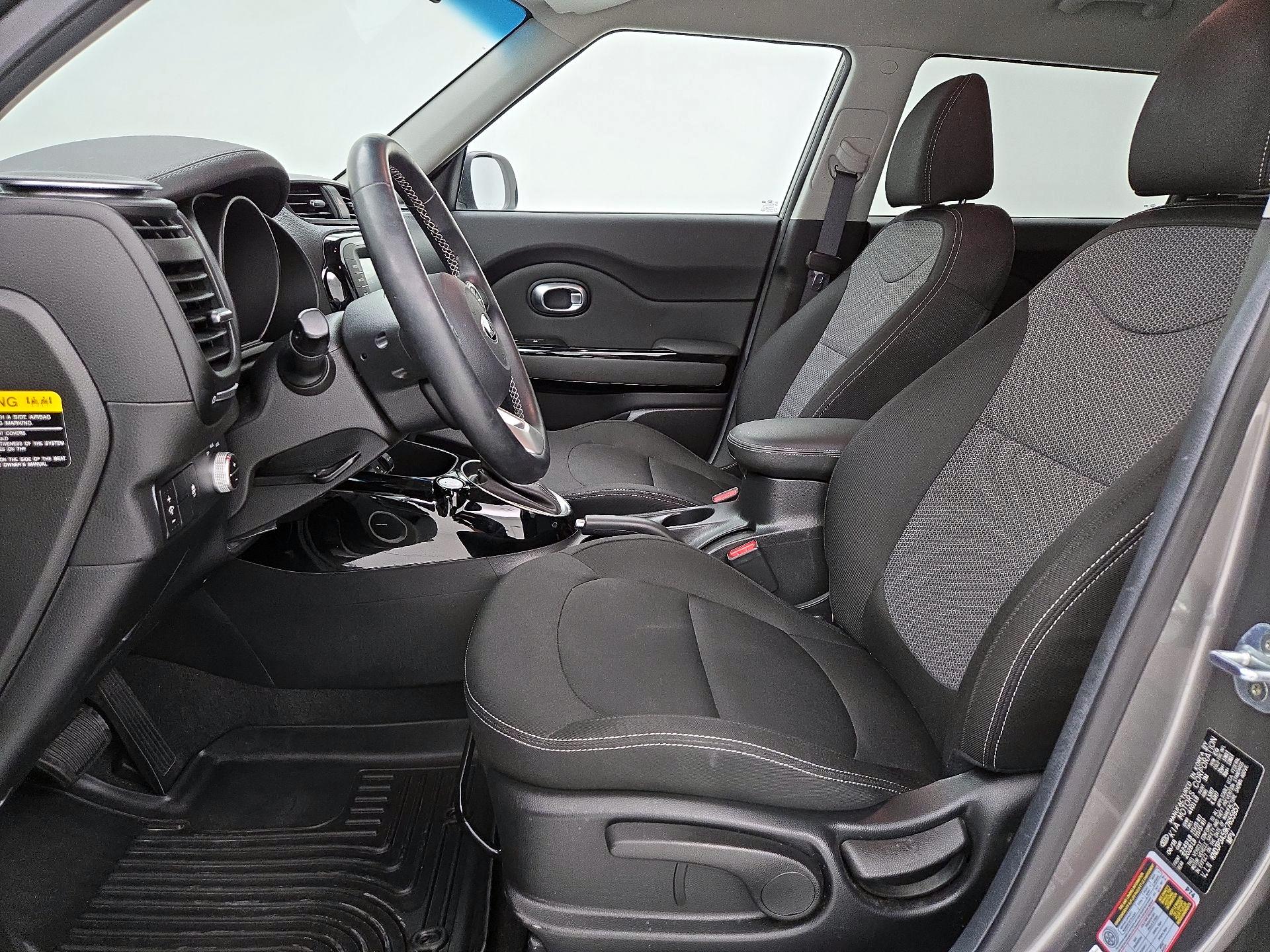 Thumbnail: 2019 Kia Soul - 11