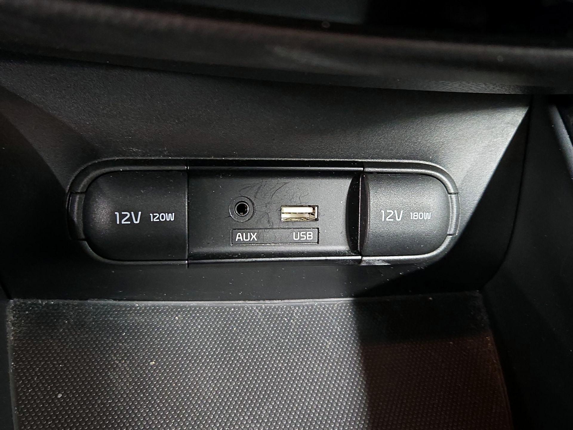 Thumbnail: 2019 Kia Soul - 19