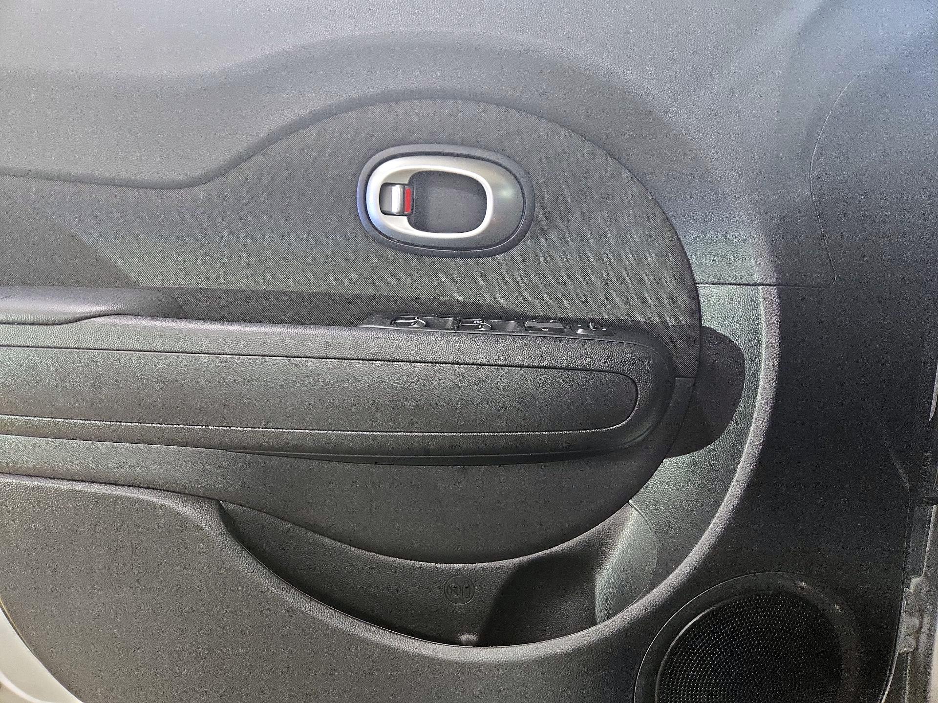 Thumbnail: 2019 Kia Soul - 12