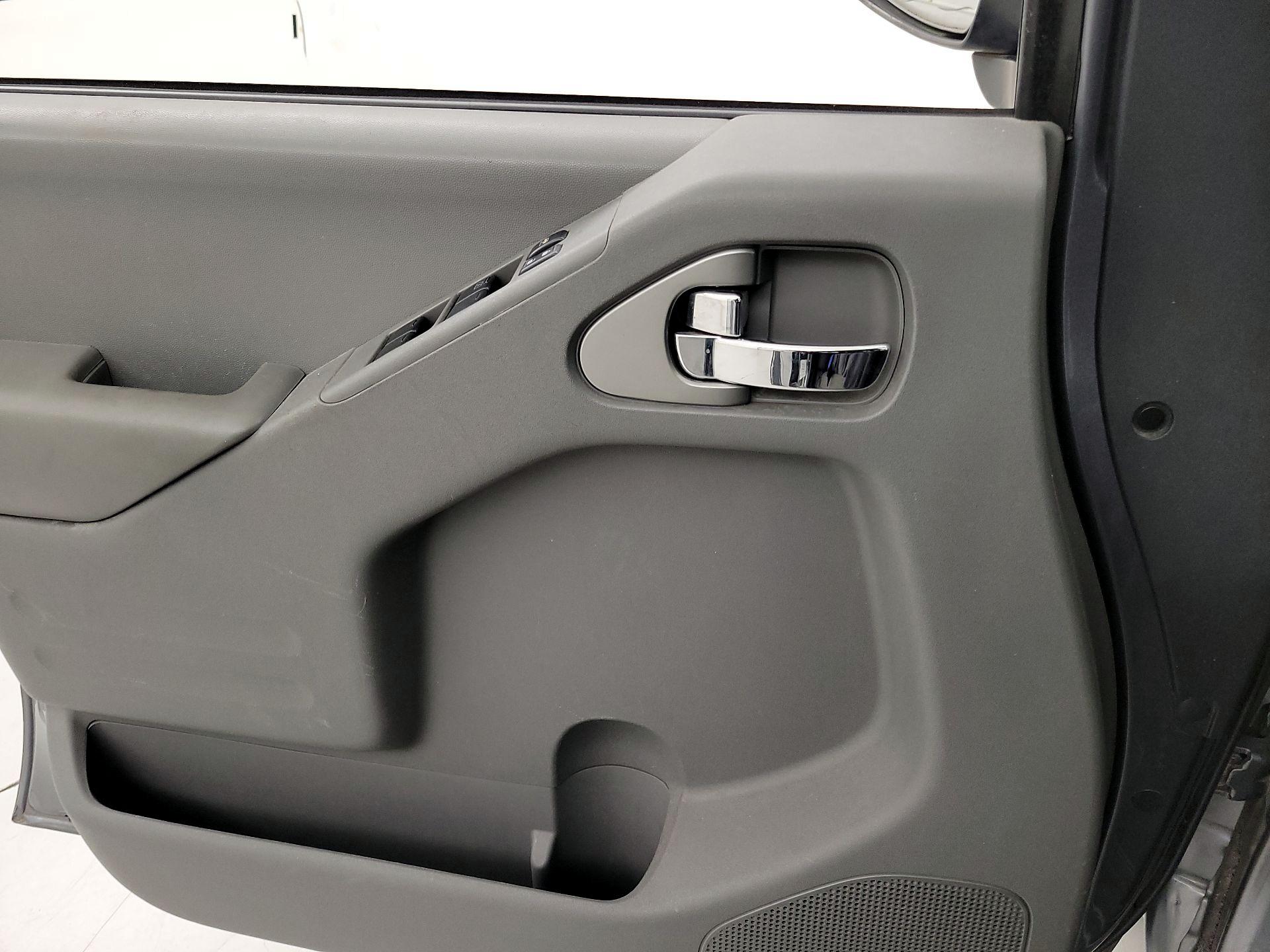 Thumbnail: 2019 Nissan Frontier - 12