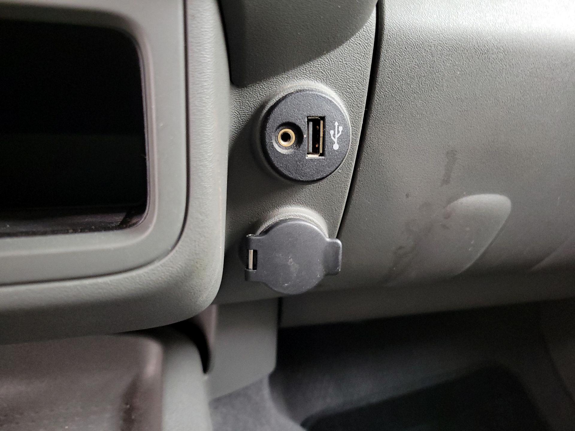 Thumbnail: 2019 Nissan Frontier - 18