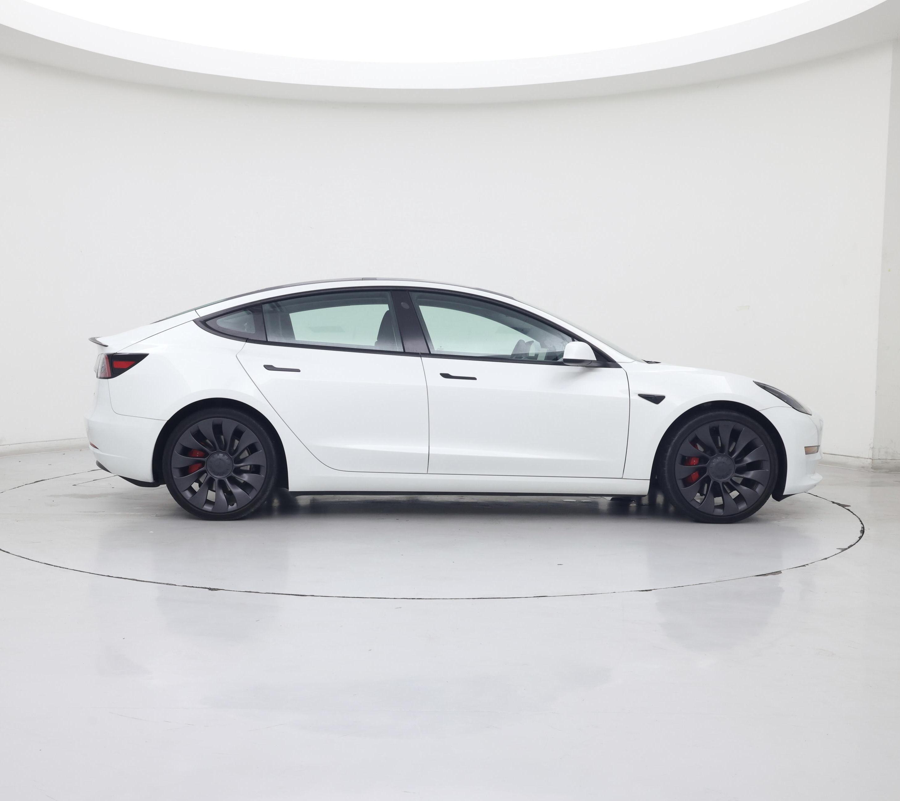 Thumbnail: 2023 Tesla Model 3 - 7