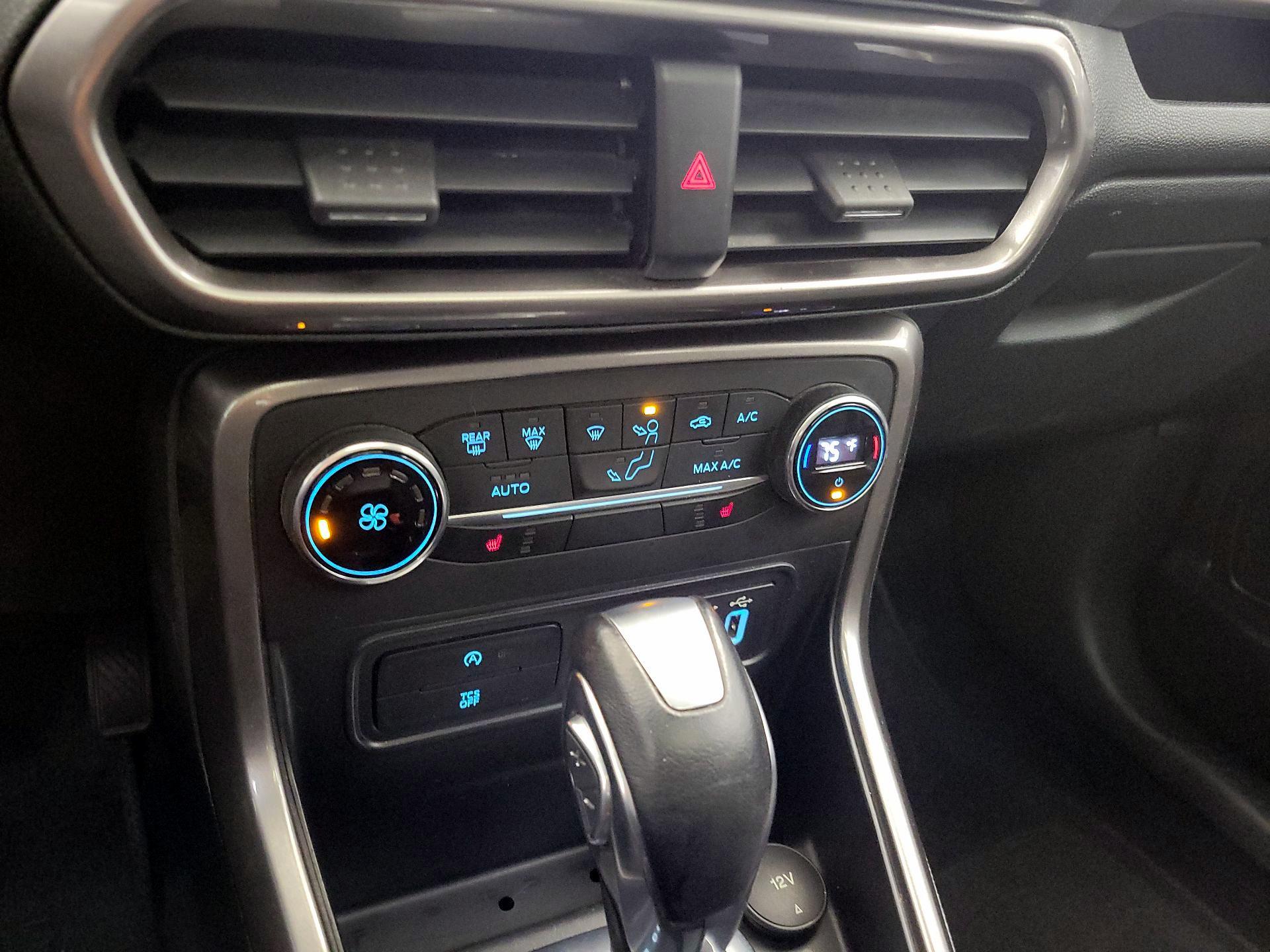 Thumbnail: 2019 Ford EcoSport - 16