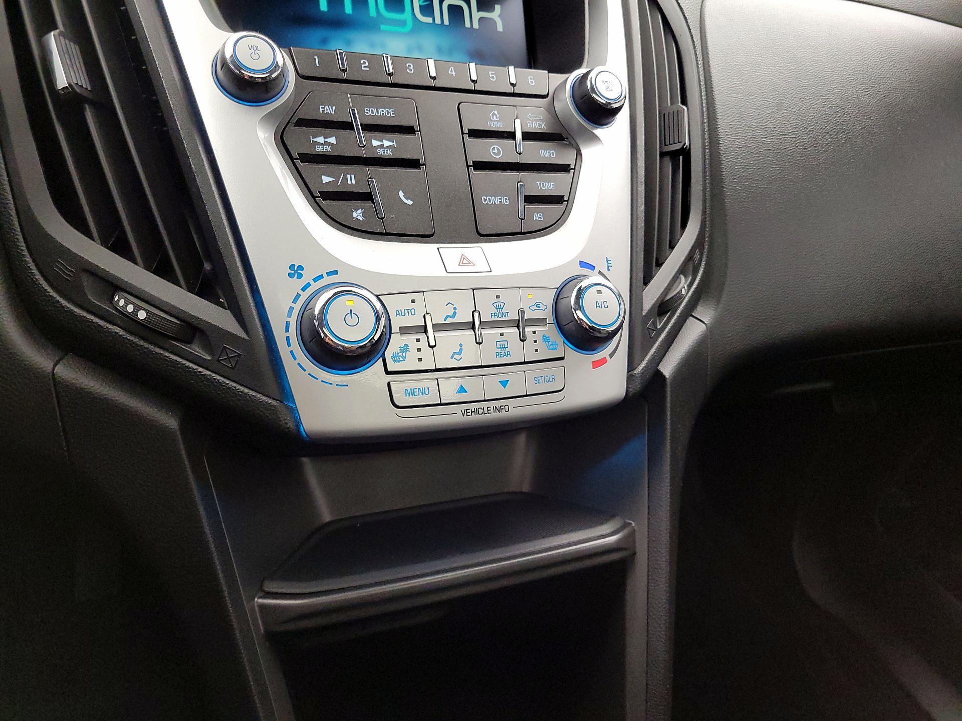 Thumbnail: 2016 Chevrolet Equinox - 15