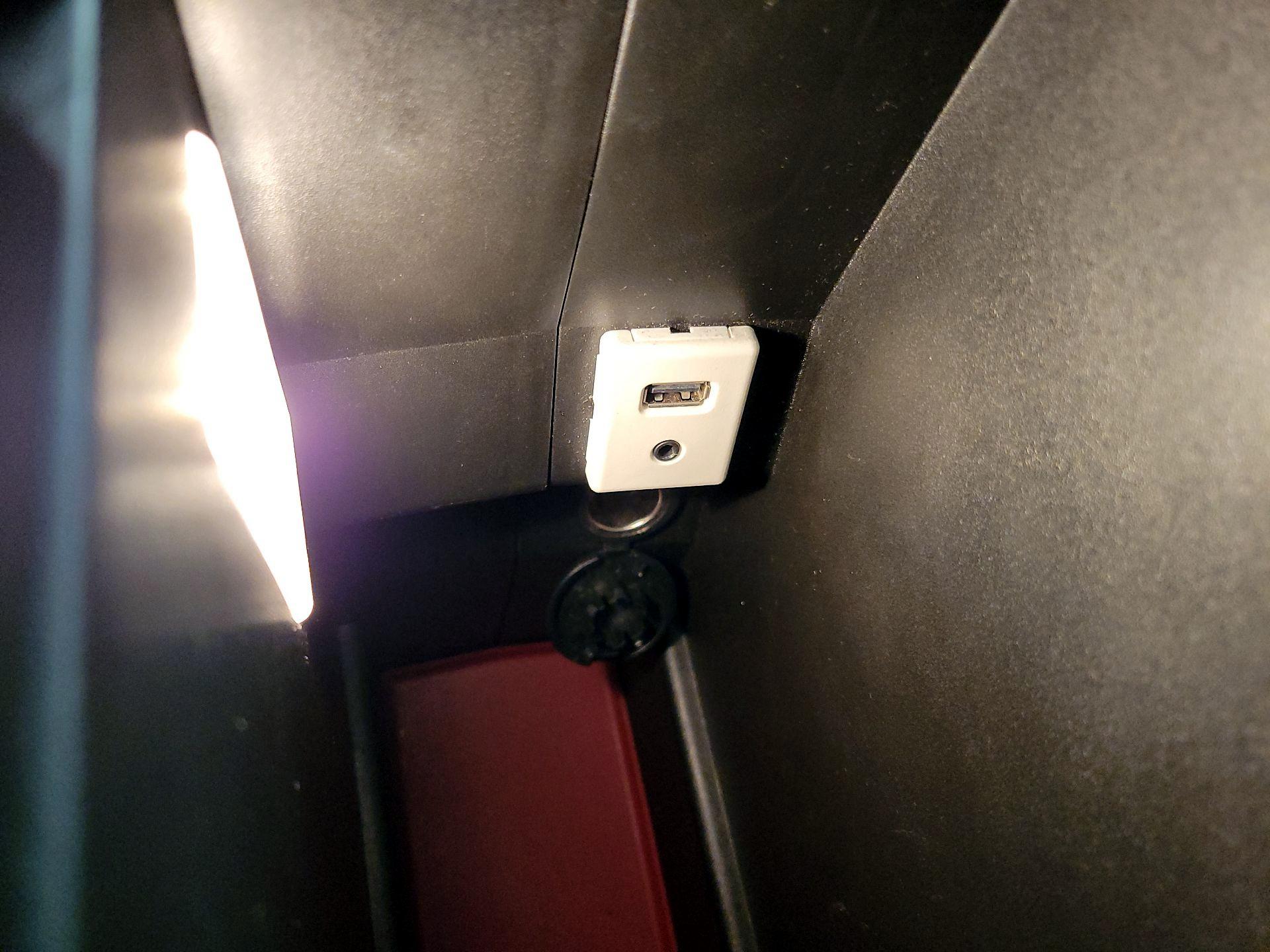 Thumbnail: 2016 Chevrolet Equinox - 17