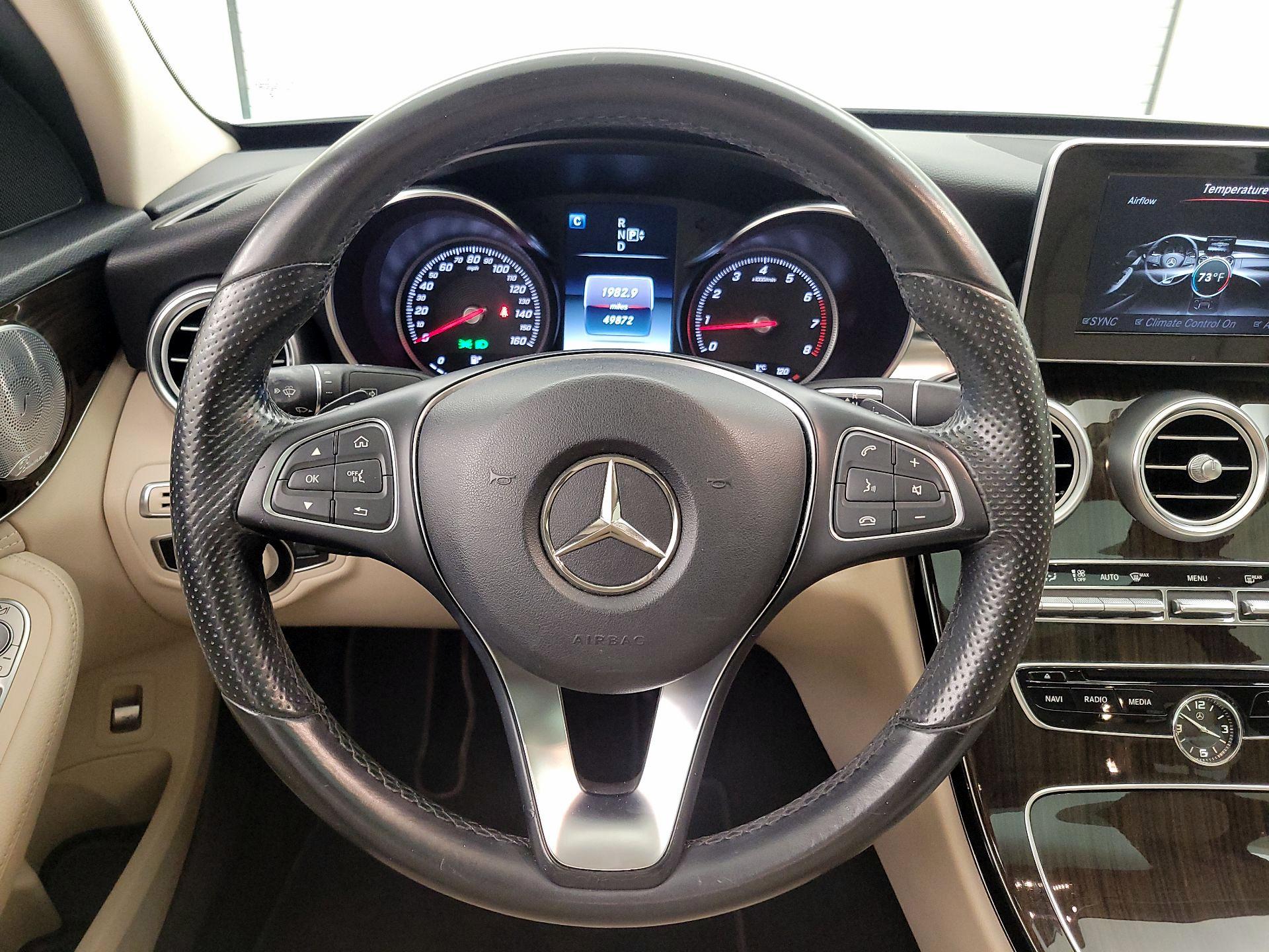 Thumbnail: 2015 Mercedes-Benz C-Class - 10