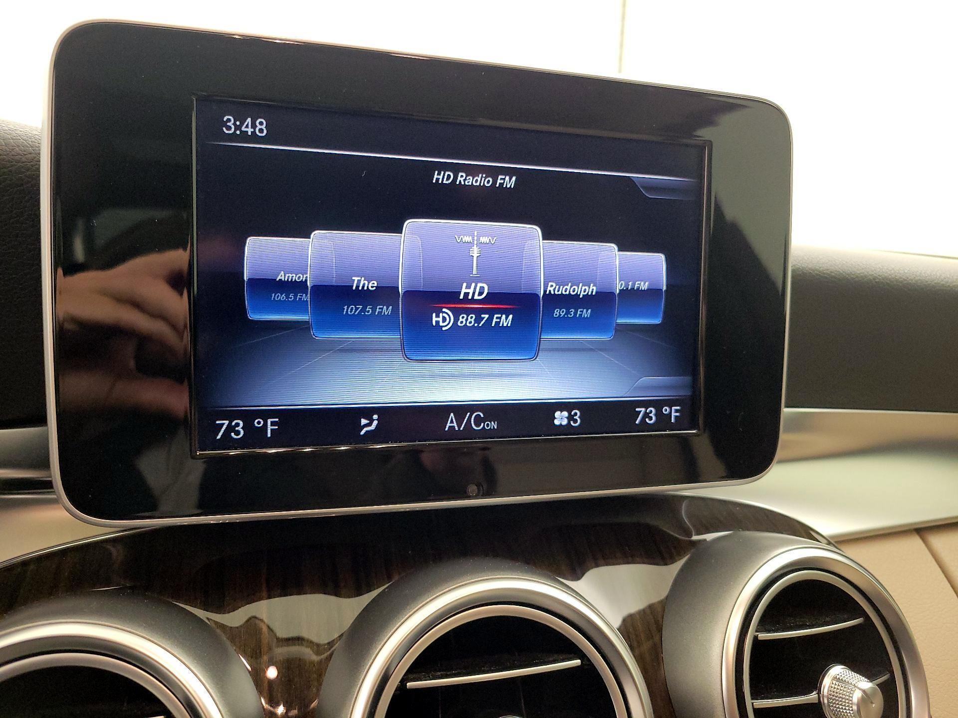 Thumbnail: 2015 Mercedes-Benz C-Class - 15