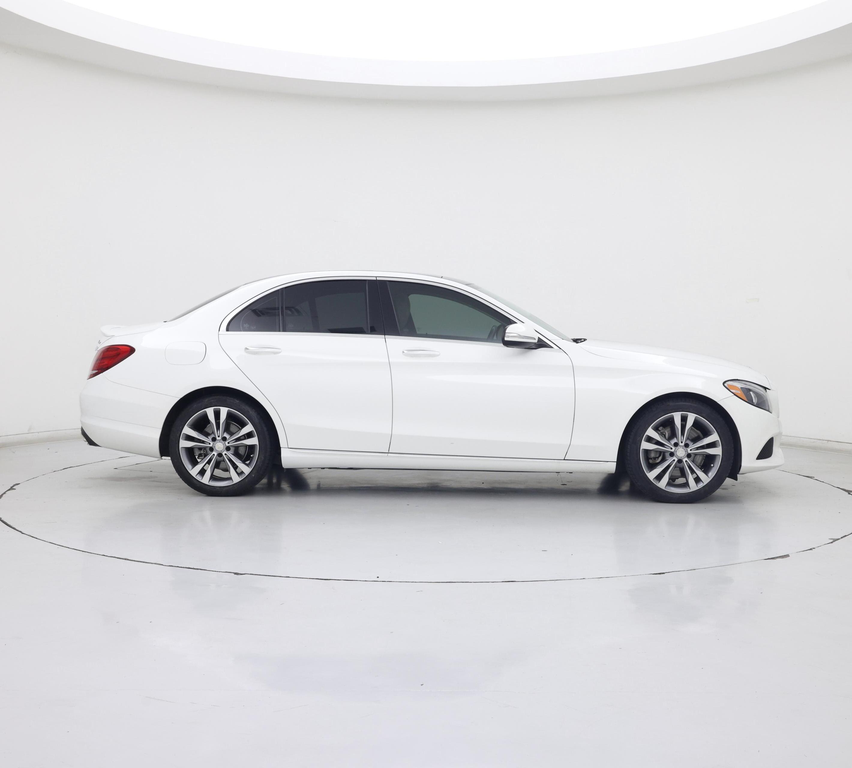 Thumbnail: 2015 Mercedes-Benz C-Class - 7