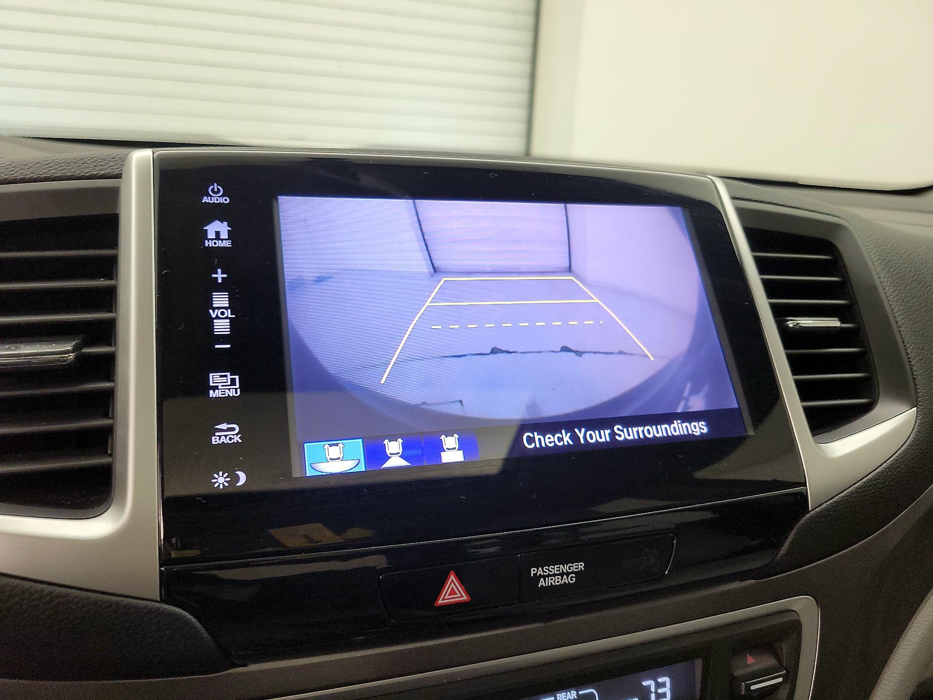 Thumbnail: 2018 Honda Pilot - 14