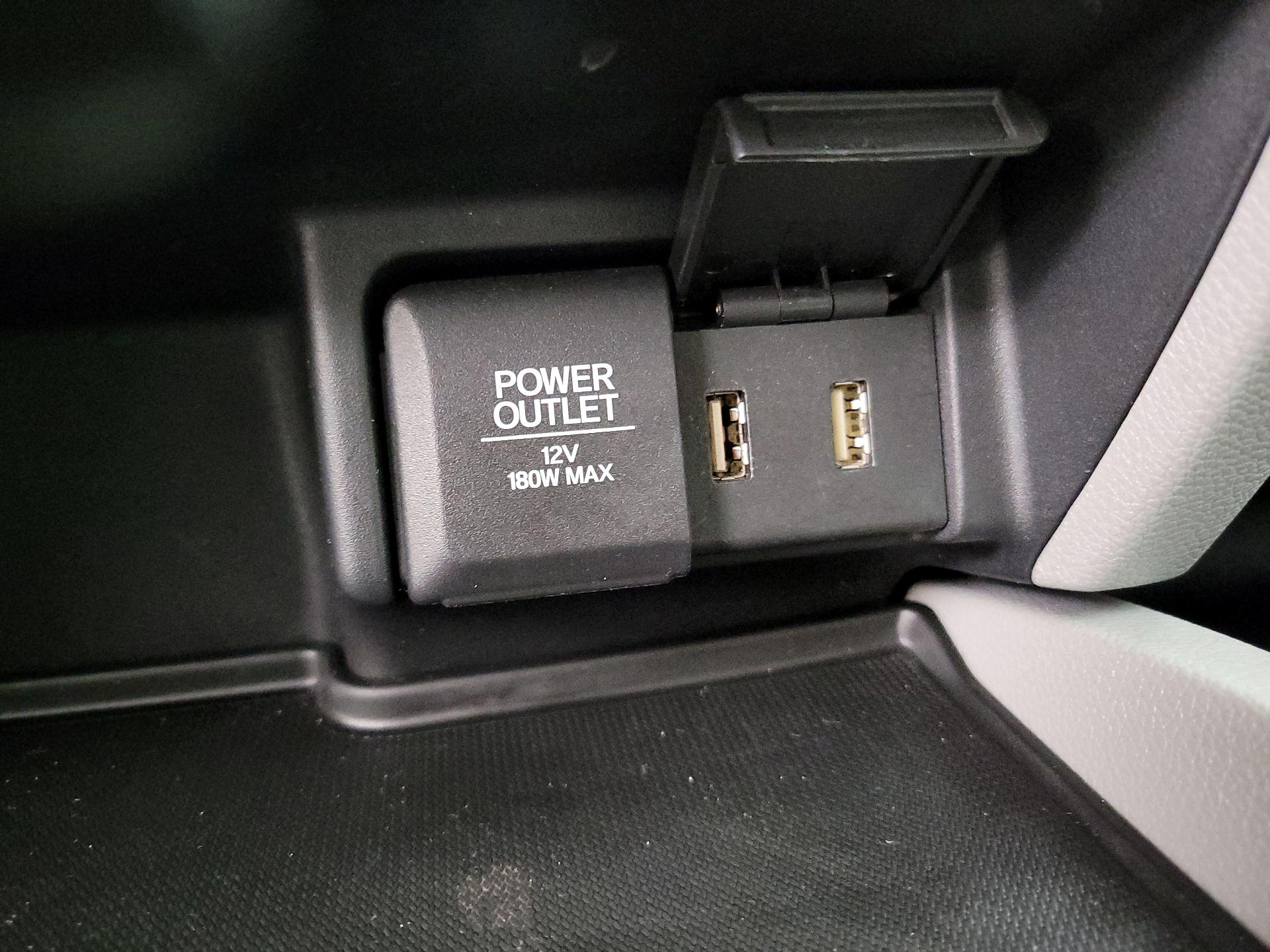 Thumbnail: 2018 Honda Pilot - 18