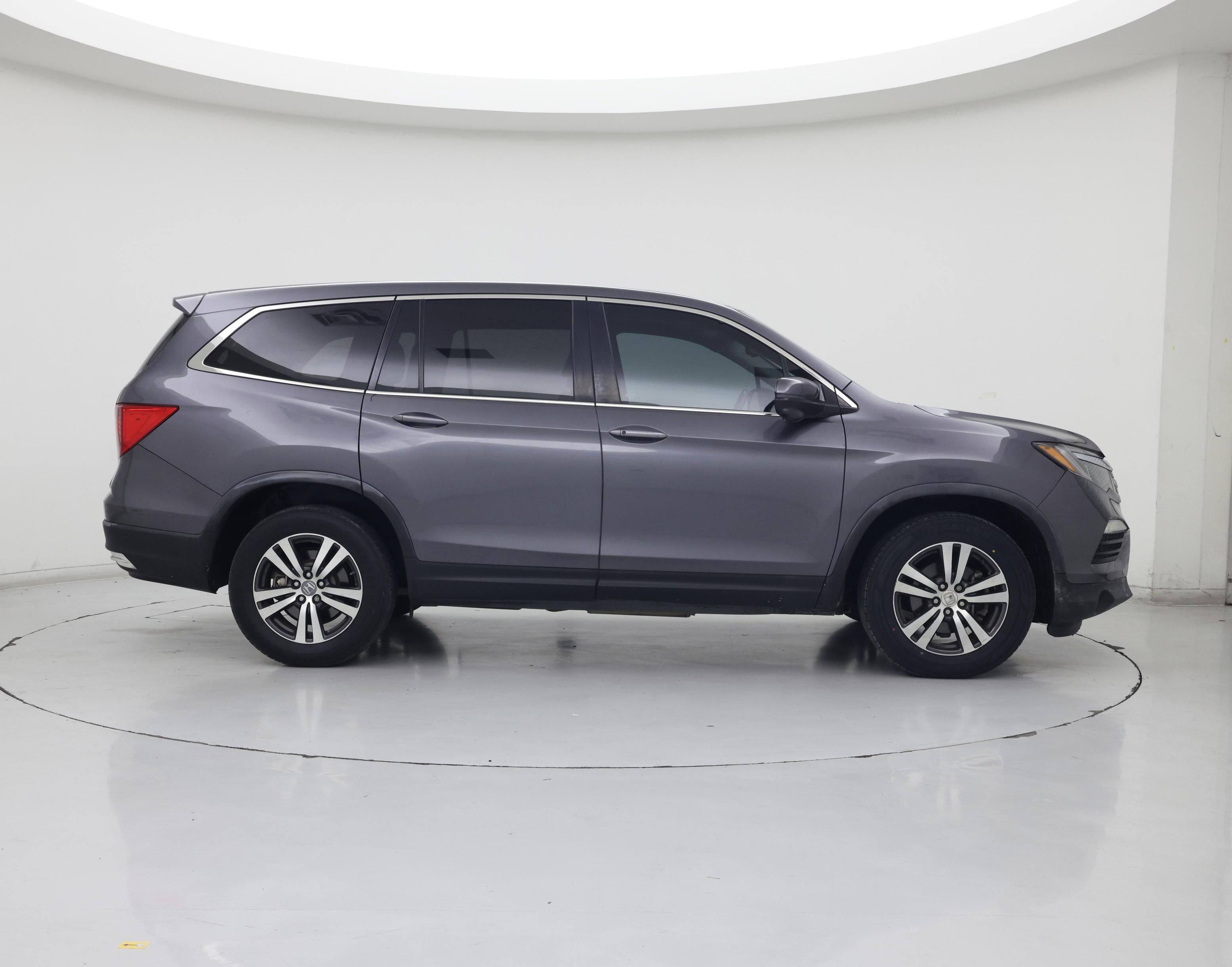 Thumbnail: 2018 Honda Pilot - 7