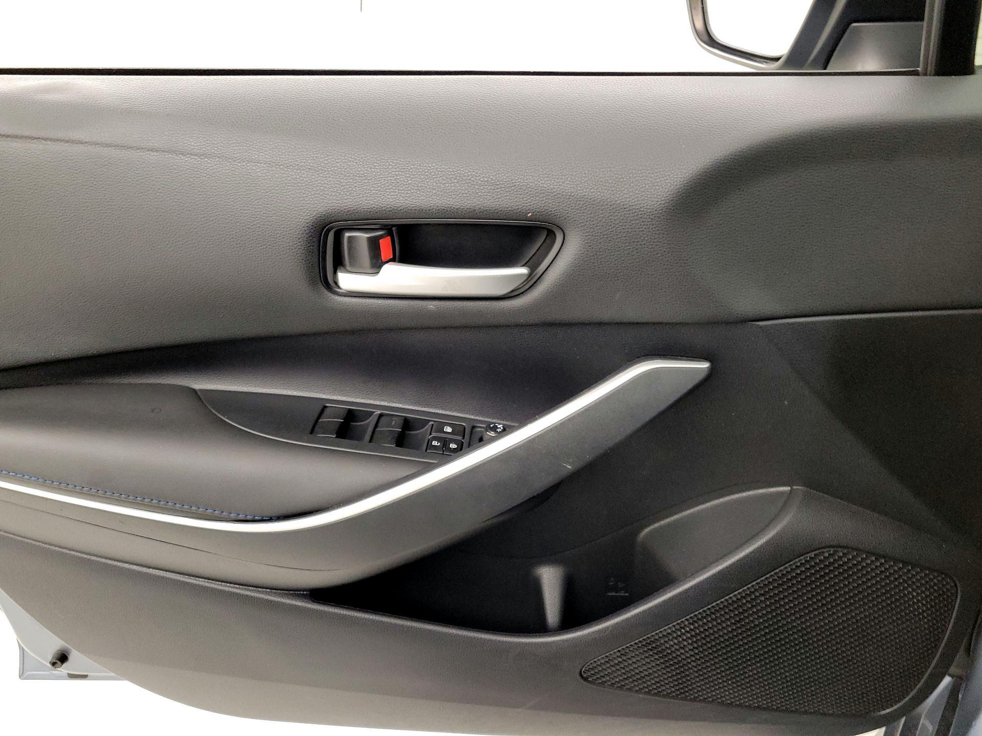 Thumbnail: 2021 Toyota Corolla - 12