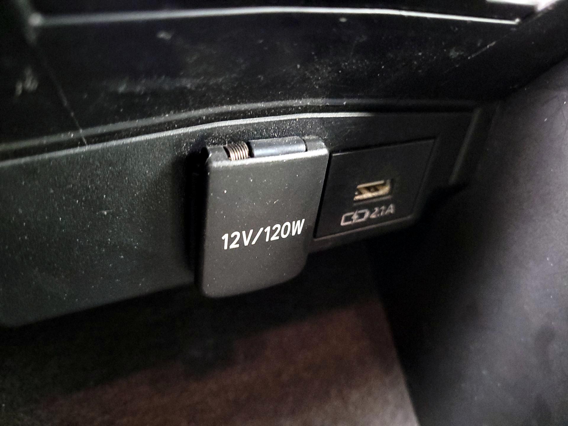 Thumbnail: 2021 Toyota Corolla - 18