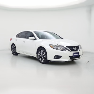 2016 Nissan Altima SR