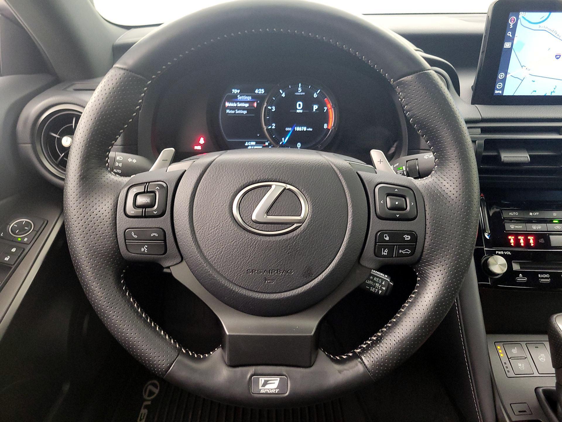 Thumbnail: 2023 Lexus IS - 10