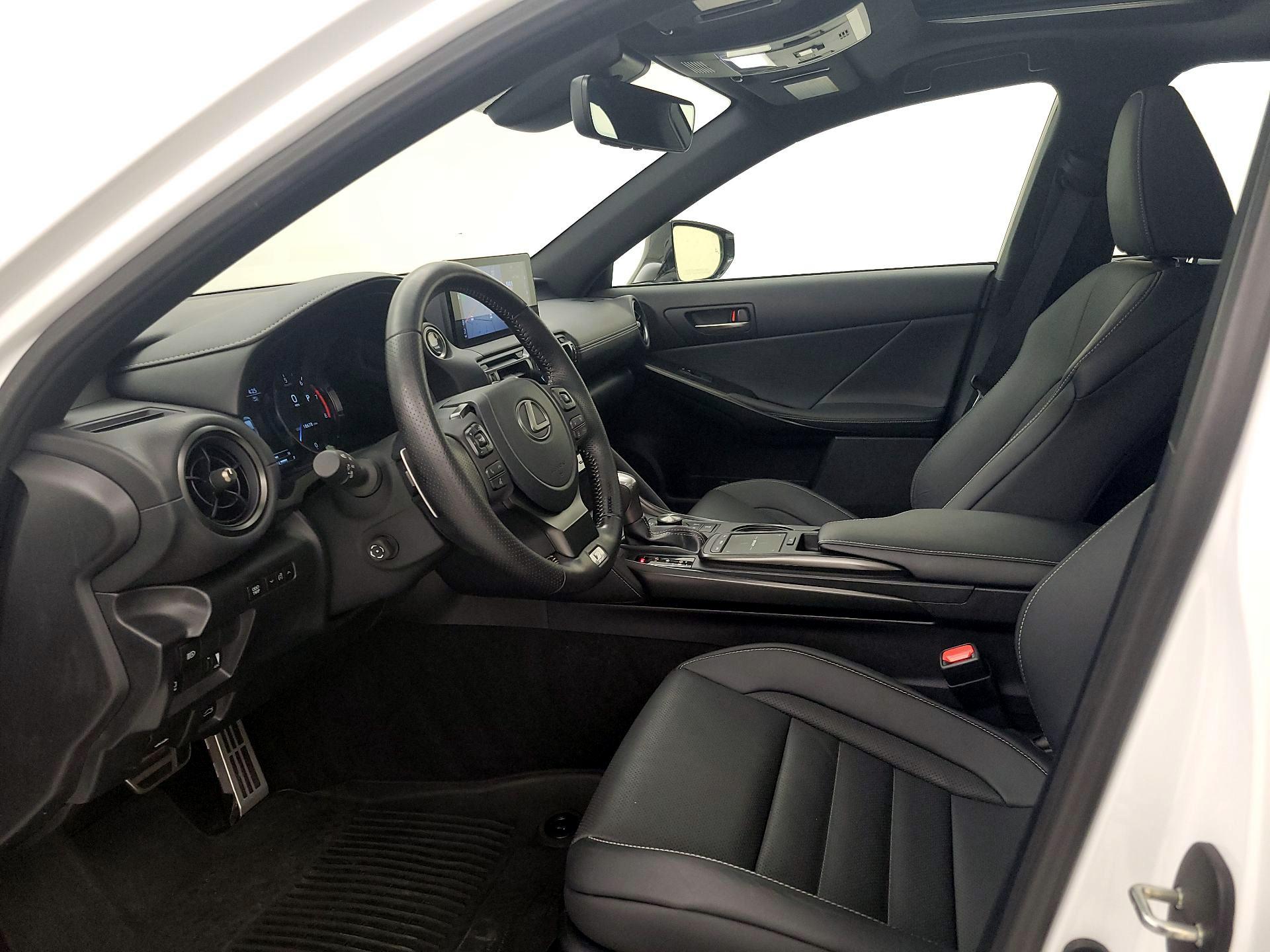 Thumbnail: 2023 Lexus IS - 11