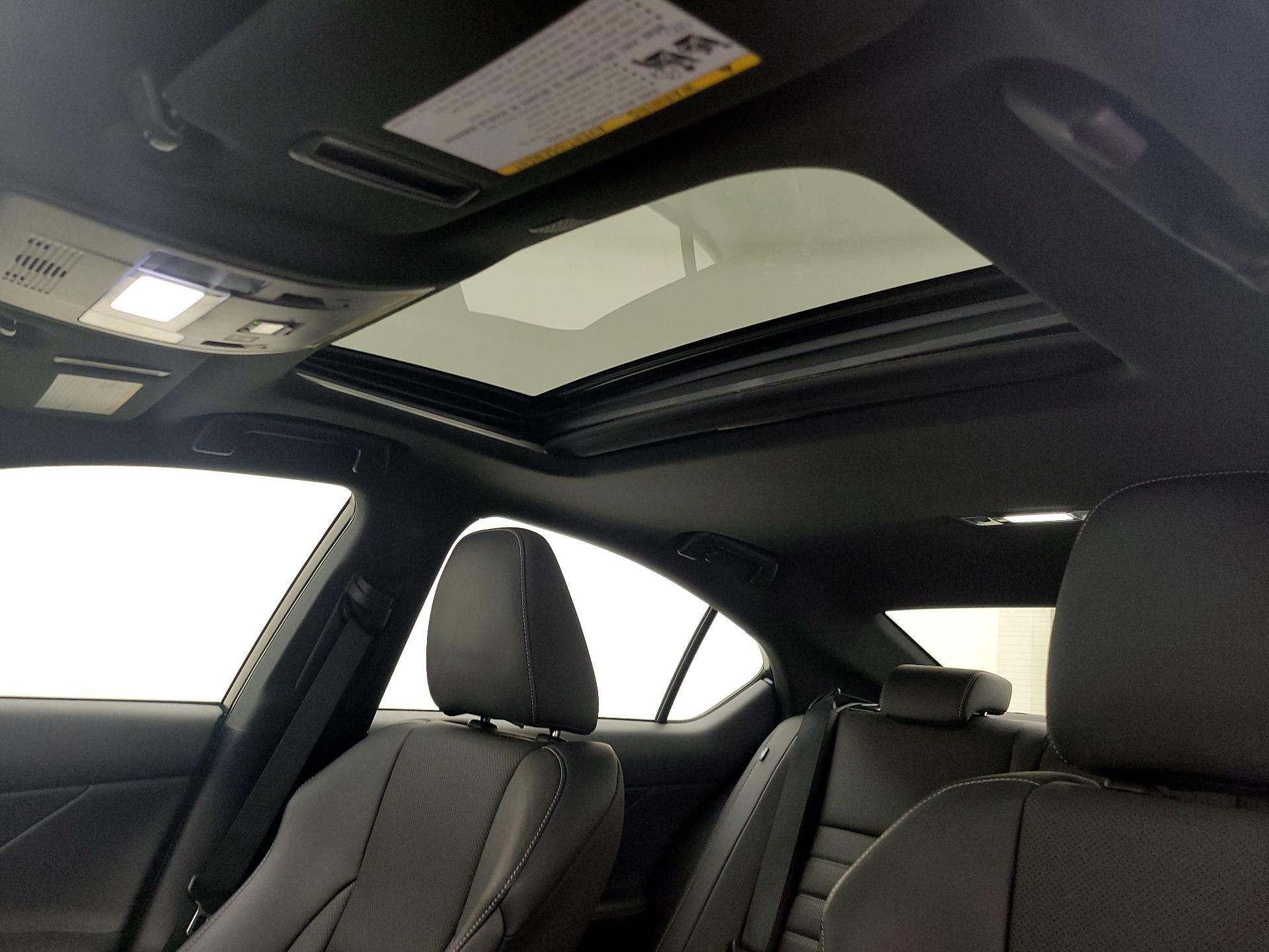 Thumbnail: 2023 Lexus IS - 20