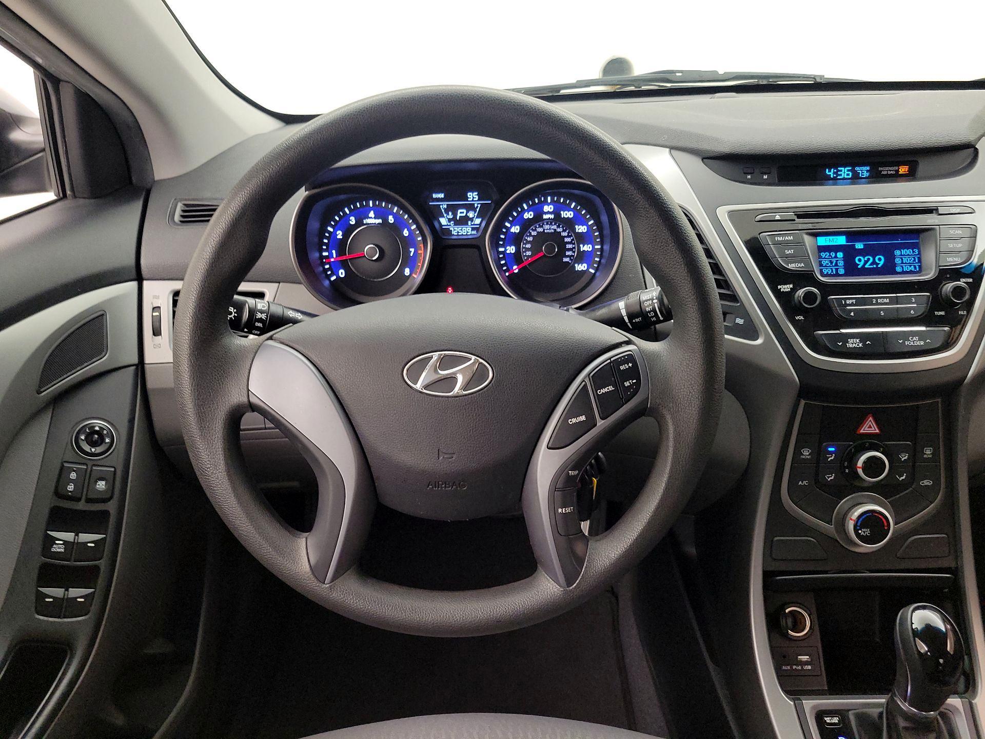 Thumbnail: 2016 Hyundai Elantra - 10