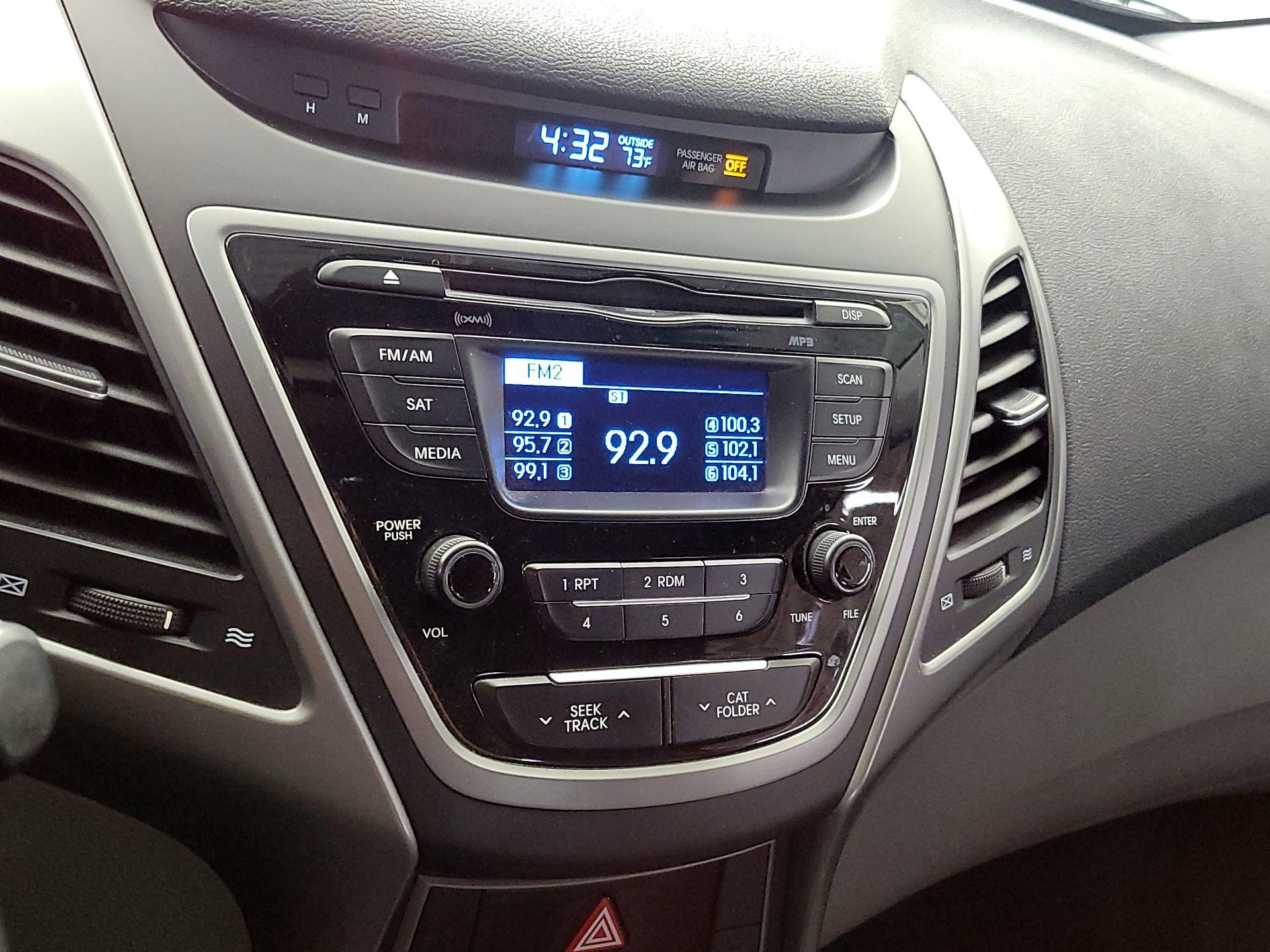 Thumbnail: 2016 Hyundai Elantra - 14