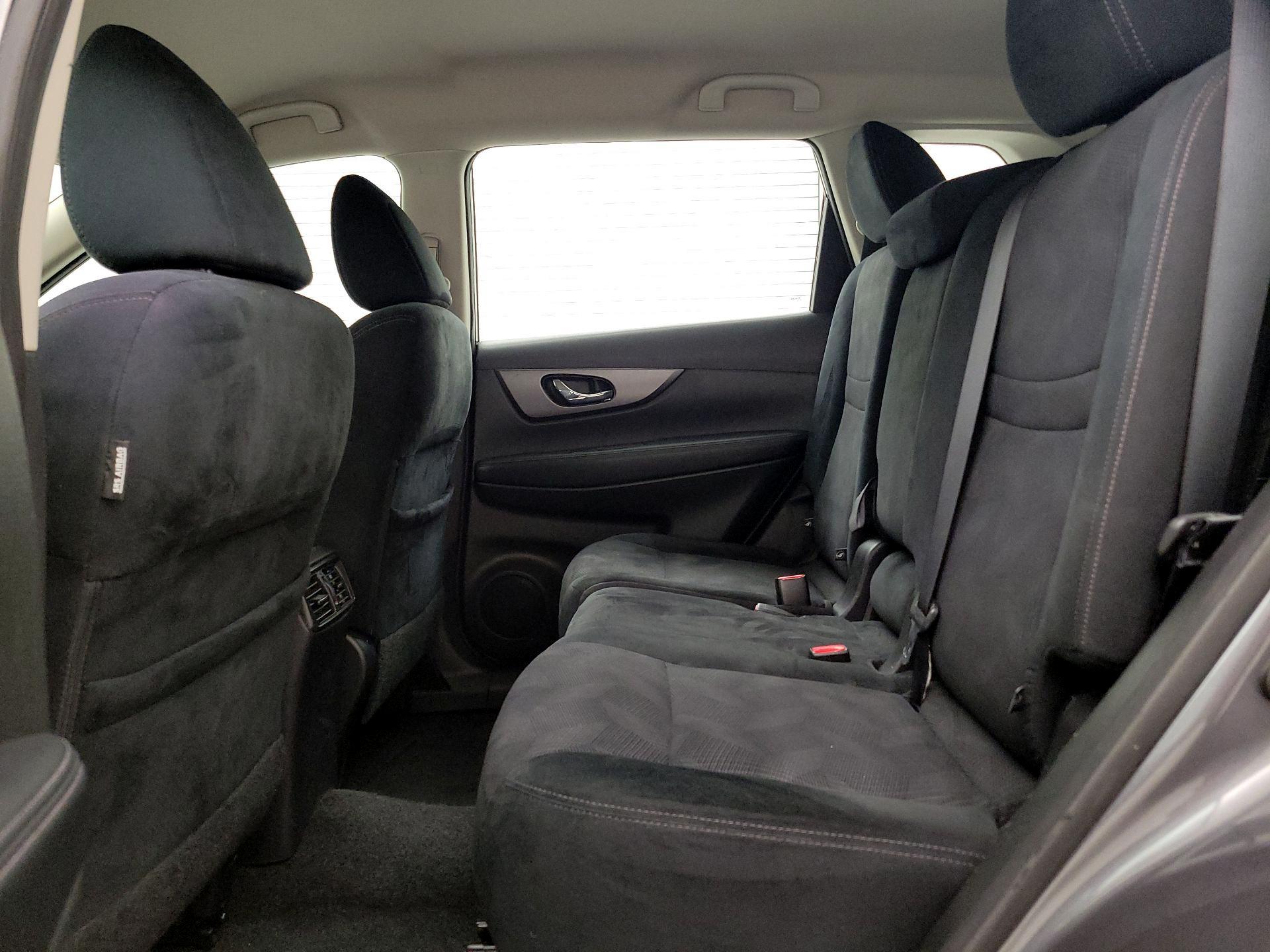 Thumbnail: 2016 Nissan Rogue - 19