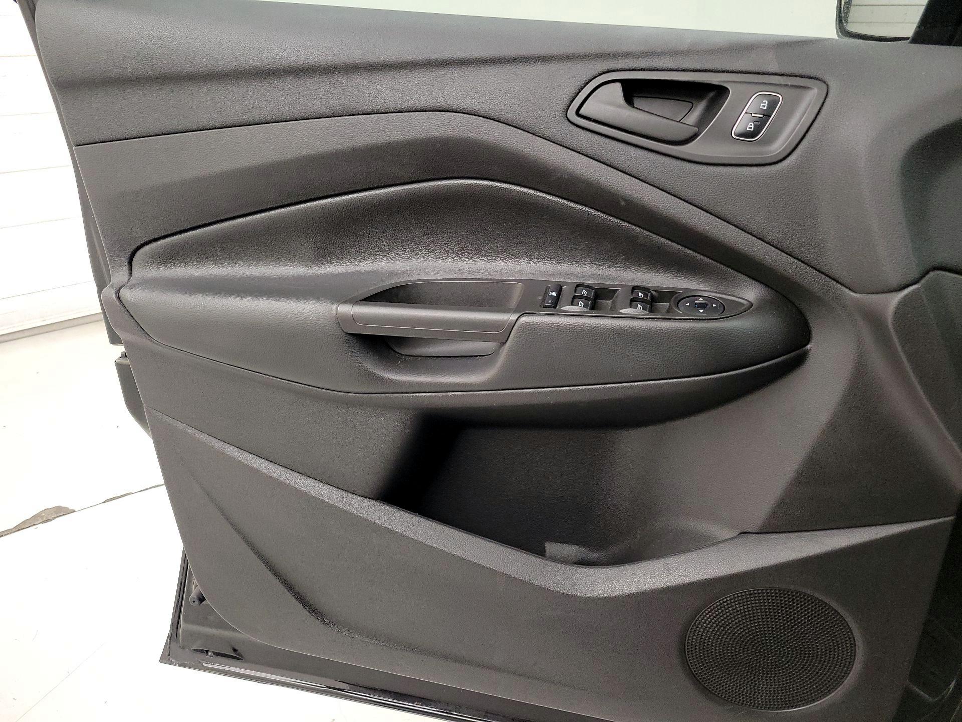 Thumbnail: 2017 Ford Escape - 12