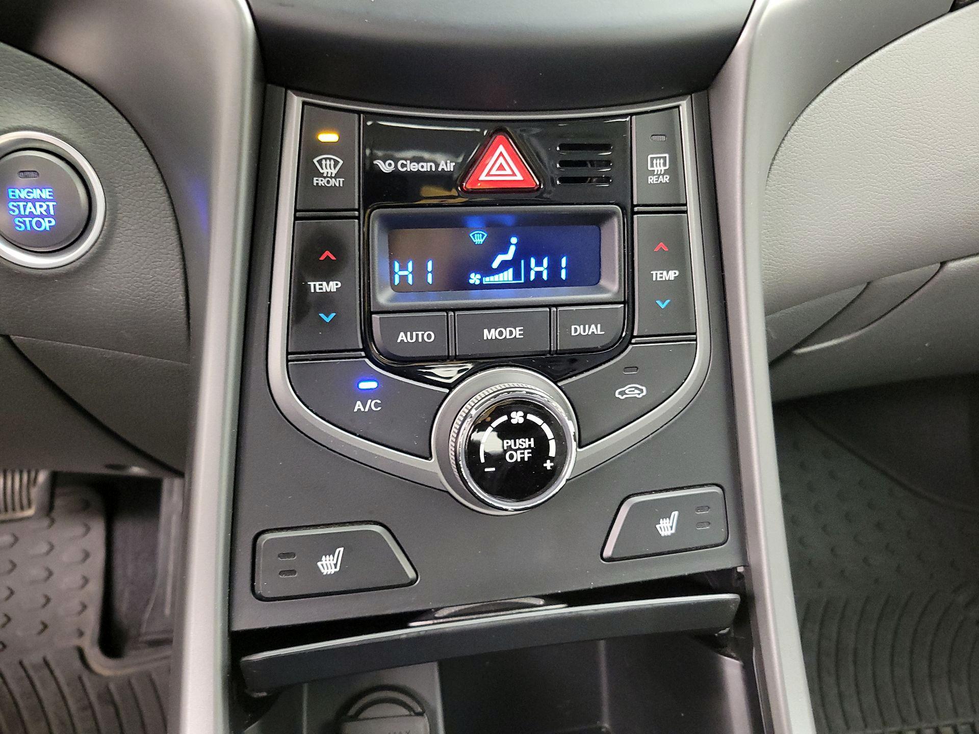 Thumbnail: 2016 Hyundai Elantra - 16