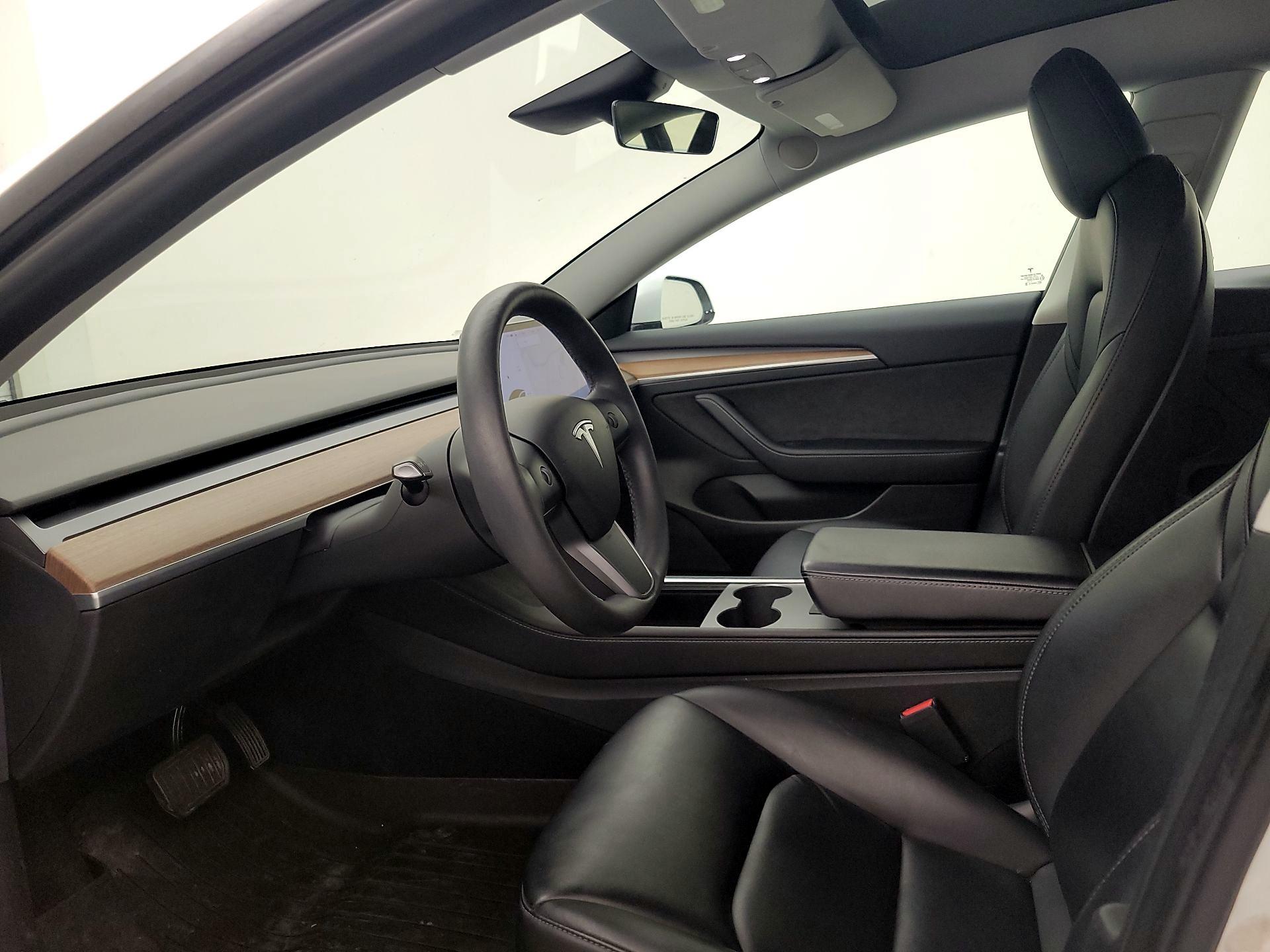 Thumbnail: 2021 Tesla Model 3 - 11