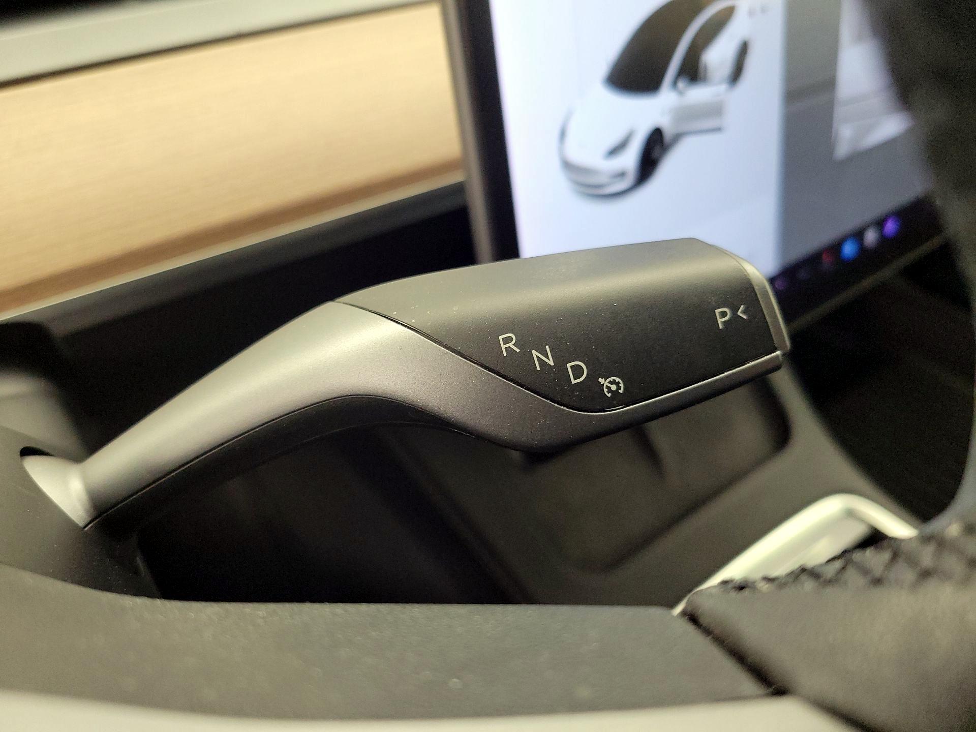 Thumbnail: 2021 Tesla Model 3 - 17