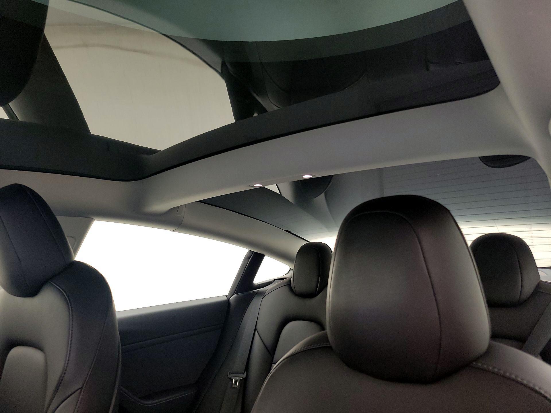 Thumbnail: 2021 Tesla Model 3 - 18