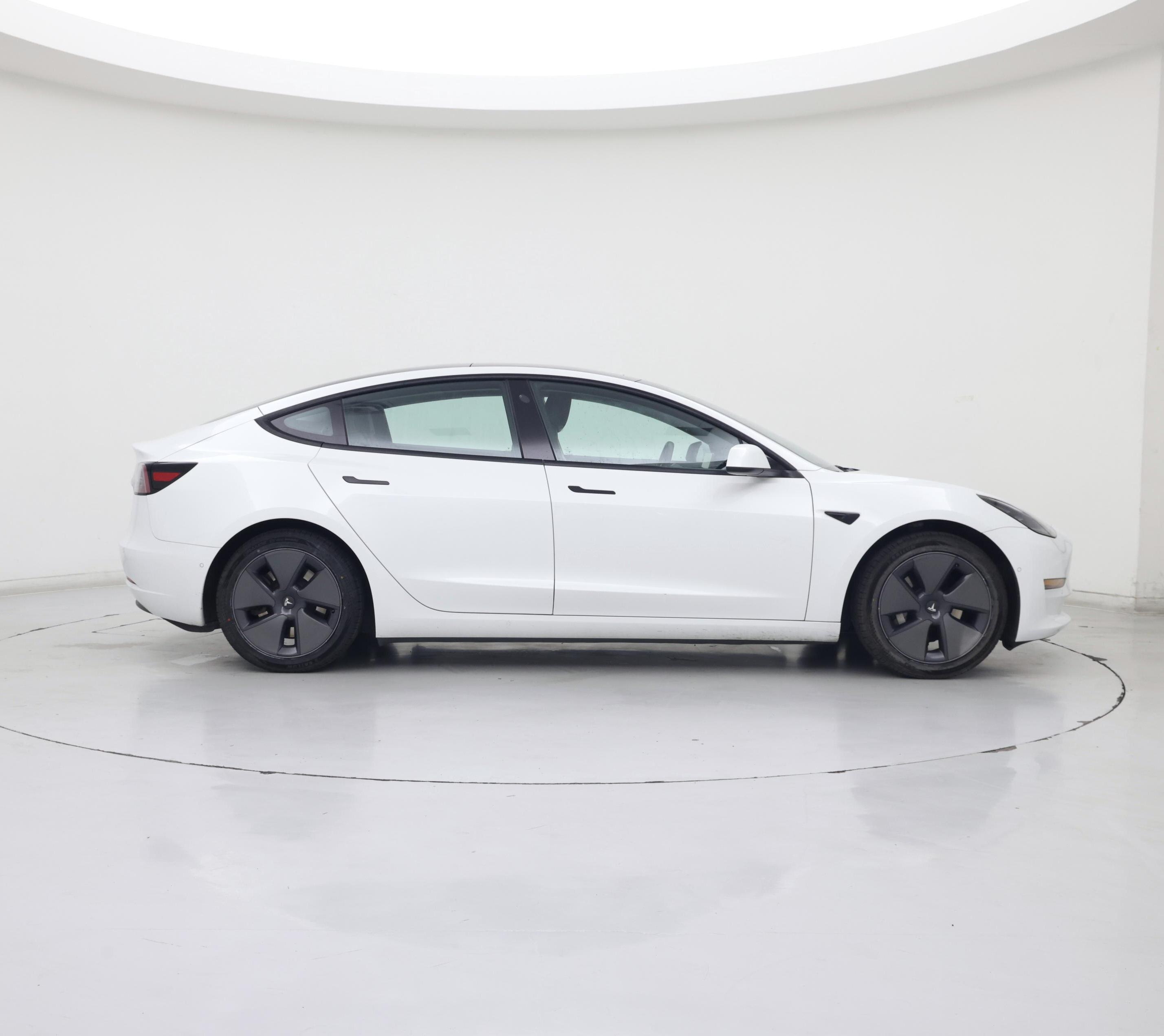 Thumbnail: 2021 Tesla Model 3 - 7