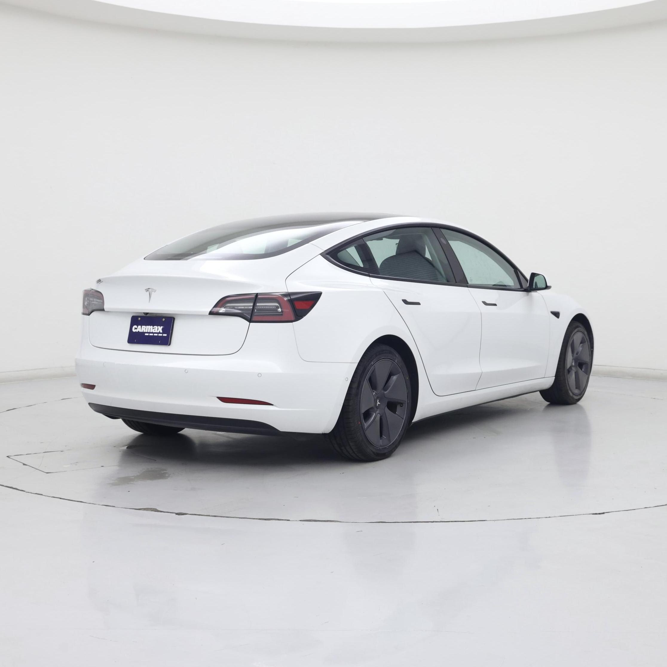 Thumbnail: 2021 Tesla Model 3 - 8