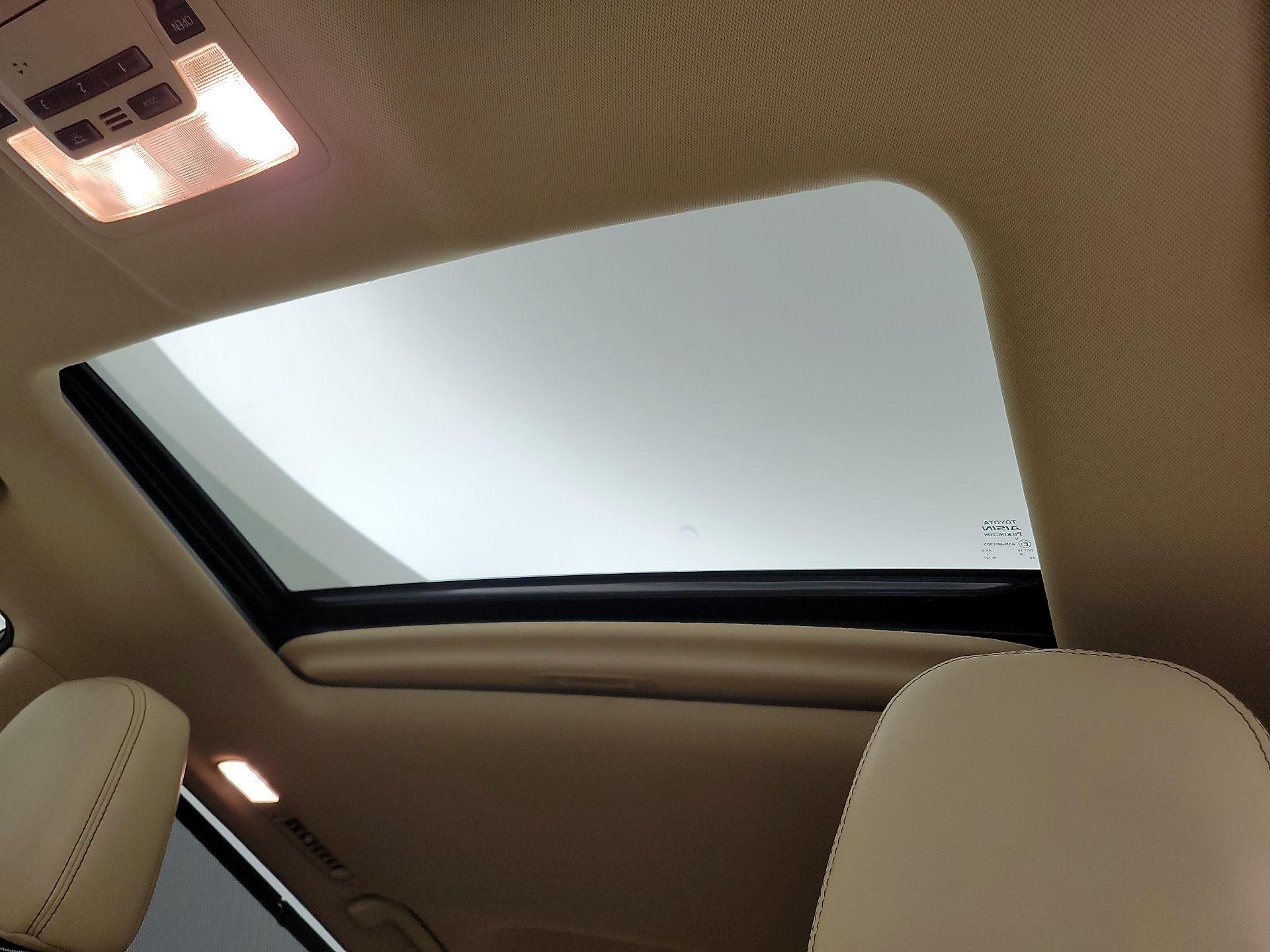 Thumbnail: 2018 Toyota Highlander - 20