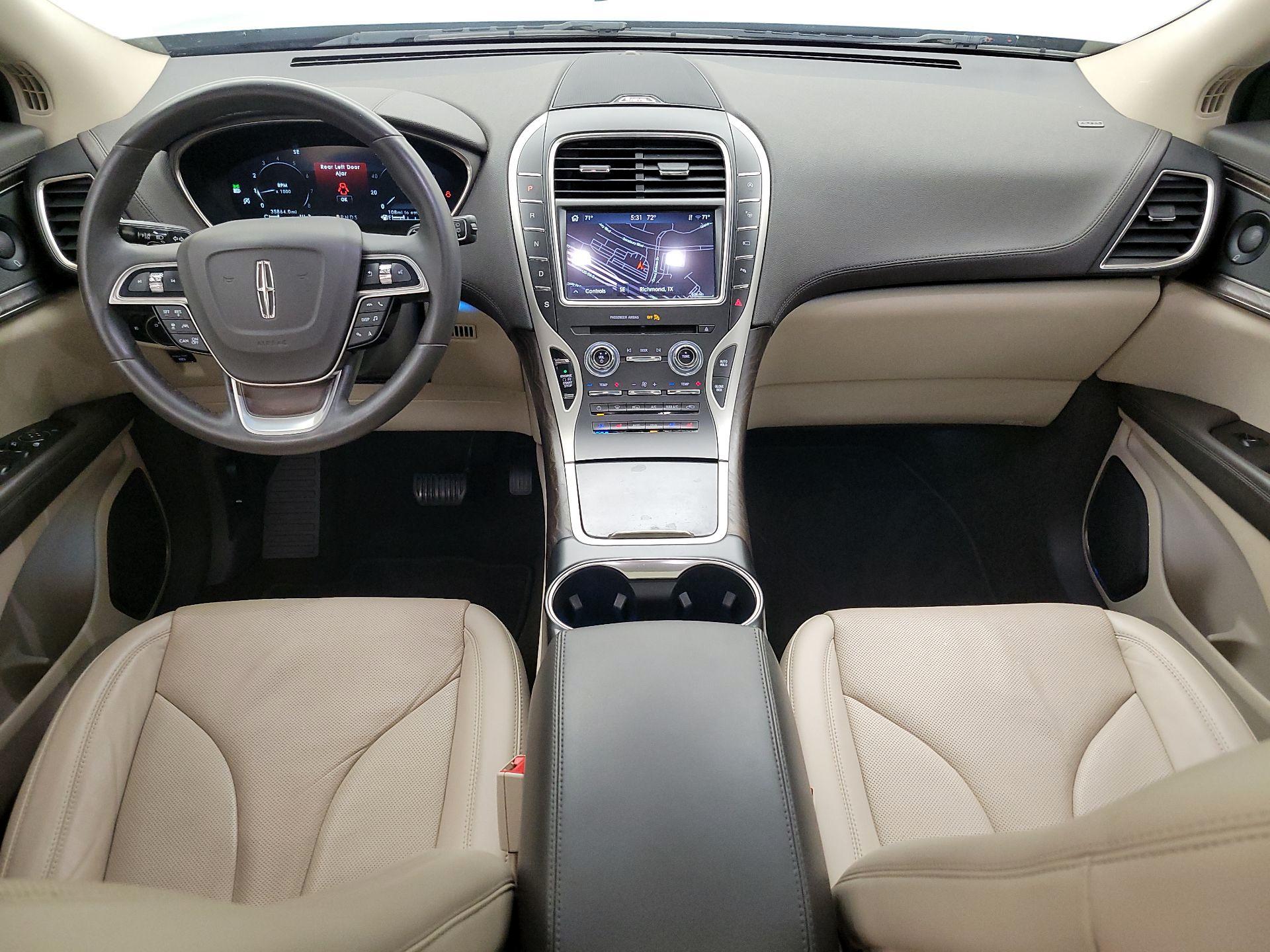 Thumbnail: 2020 Lincoln Nautilus - 9