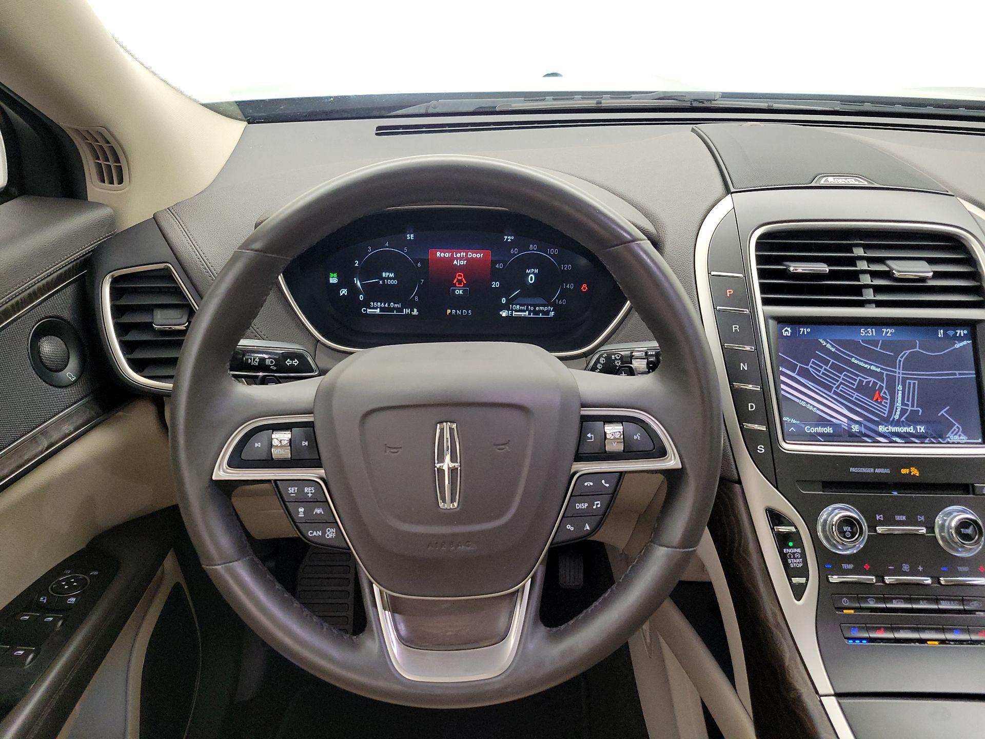 Thumbnail: 2020 Lincoln Nautilus - 10