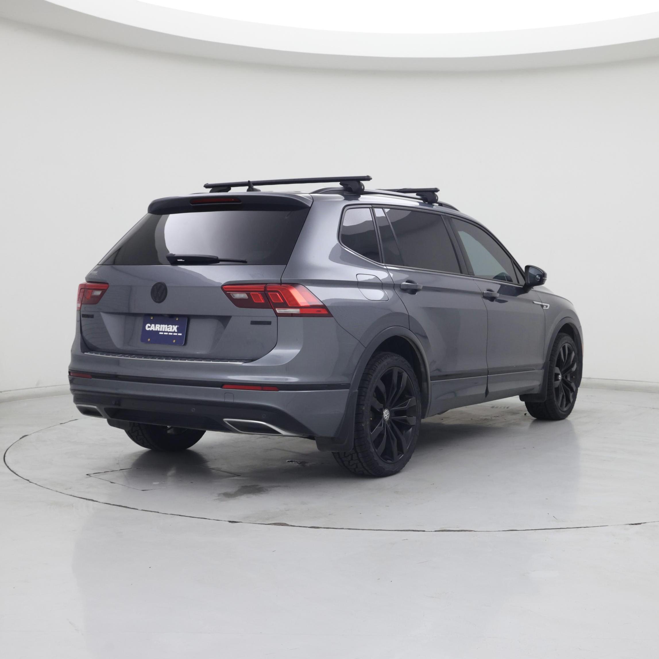 Thumbnail: 2021 Volkswagen Tiguan - 8