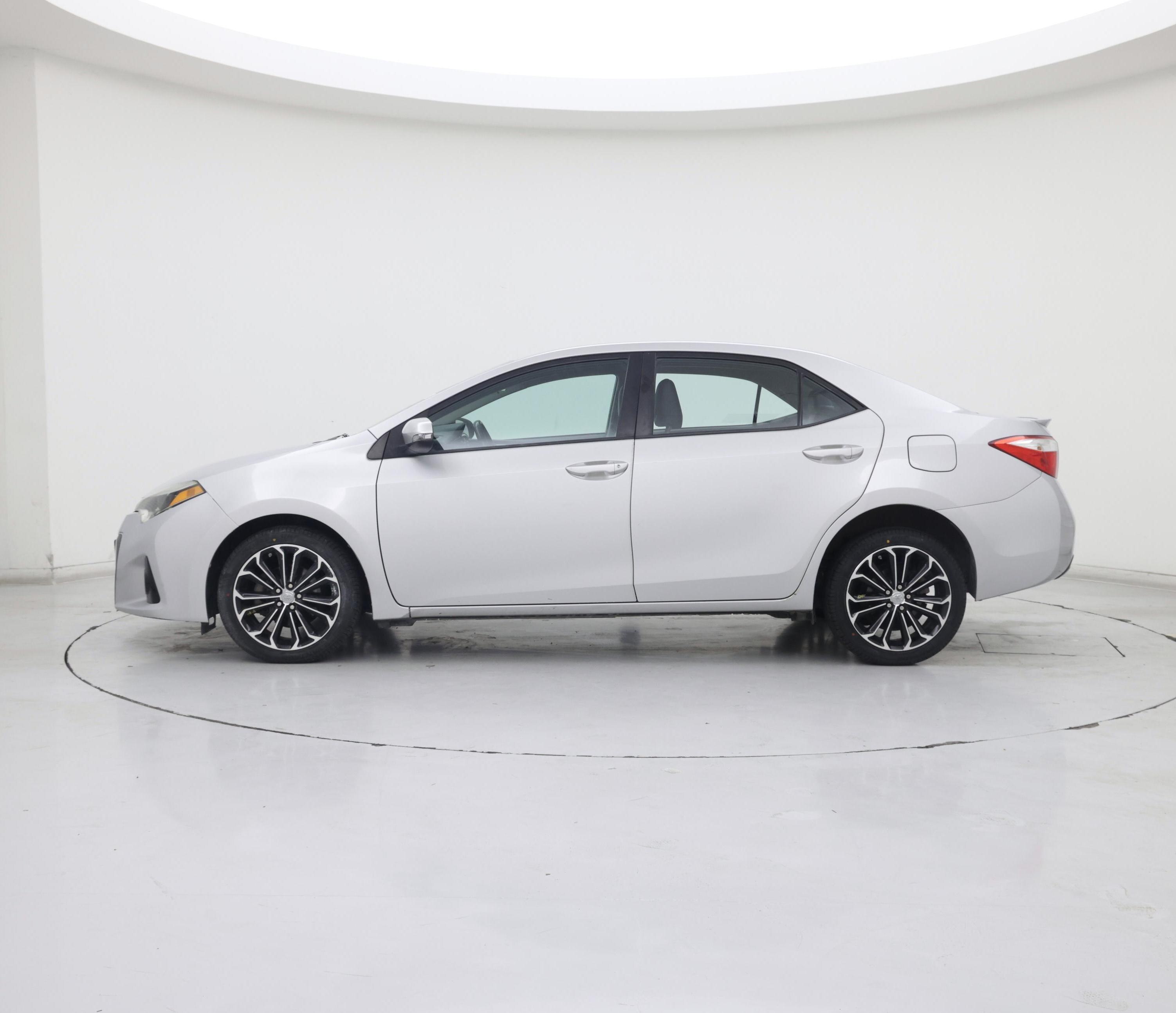 Thumbnail: 2014 Toyota Corolla - 3