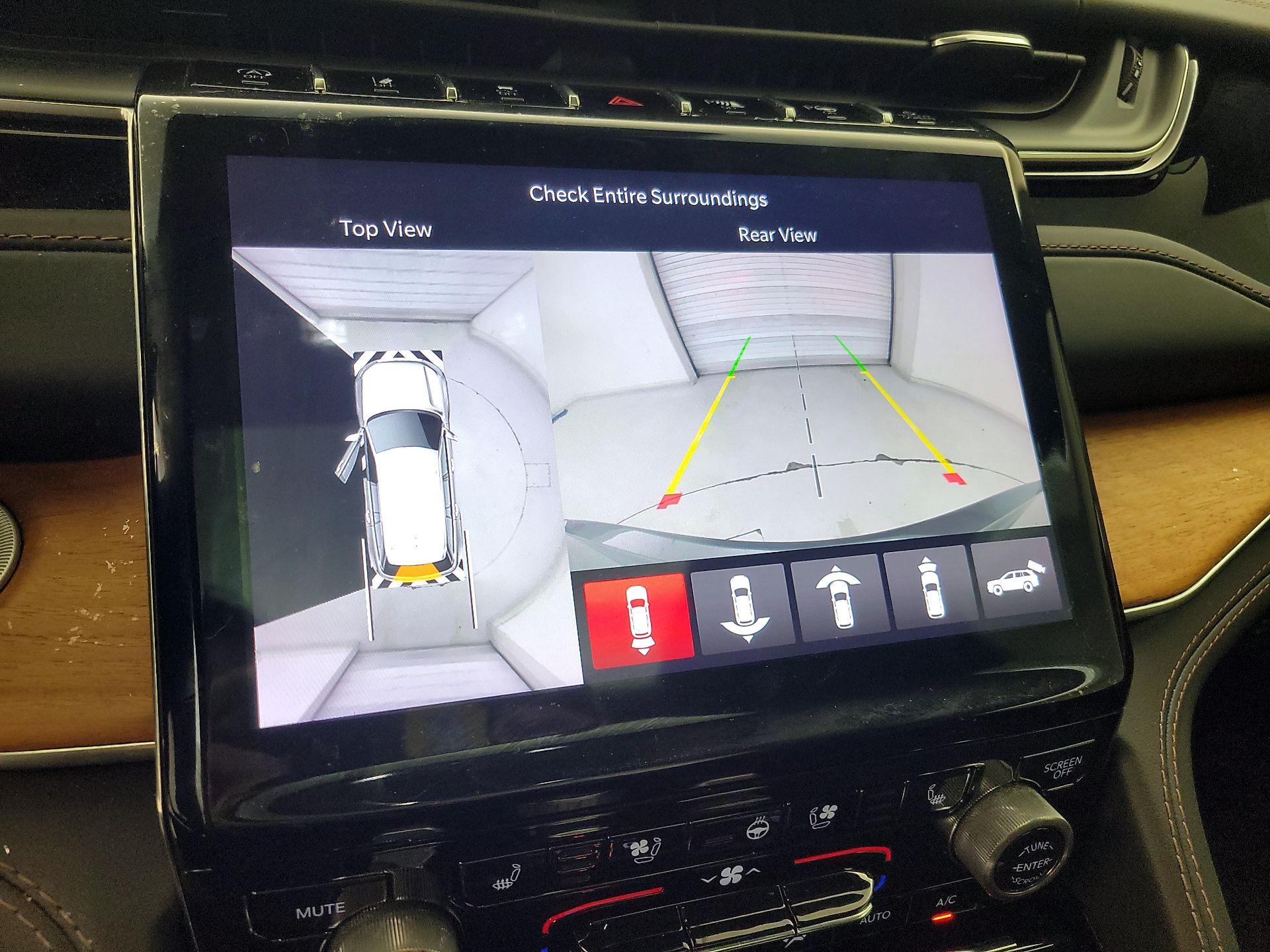 Thumbnail: 2023 Jeep Grand Cherokee - 15