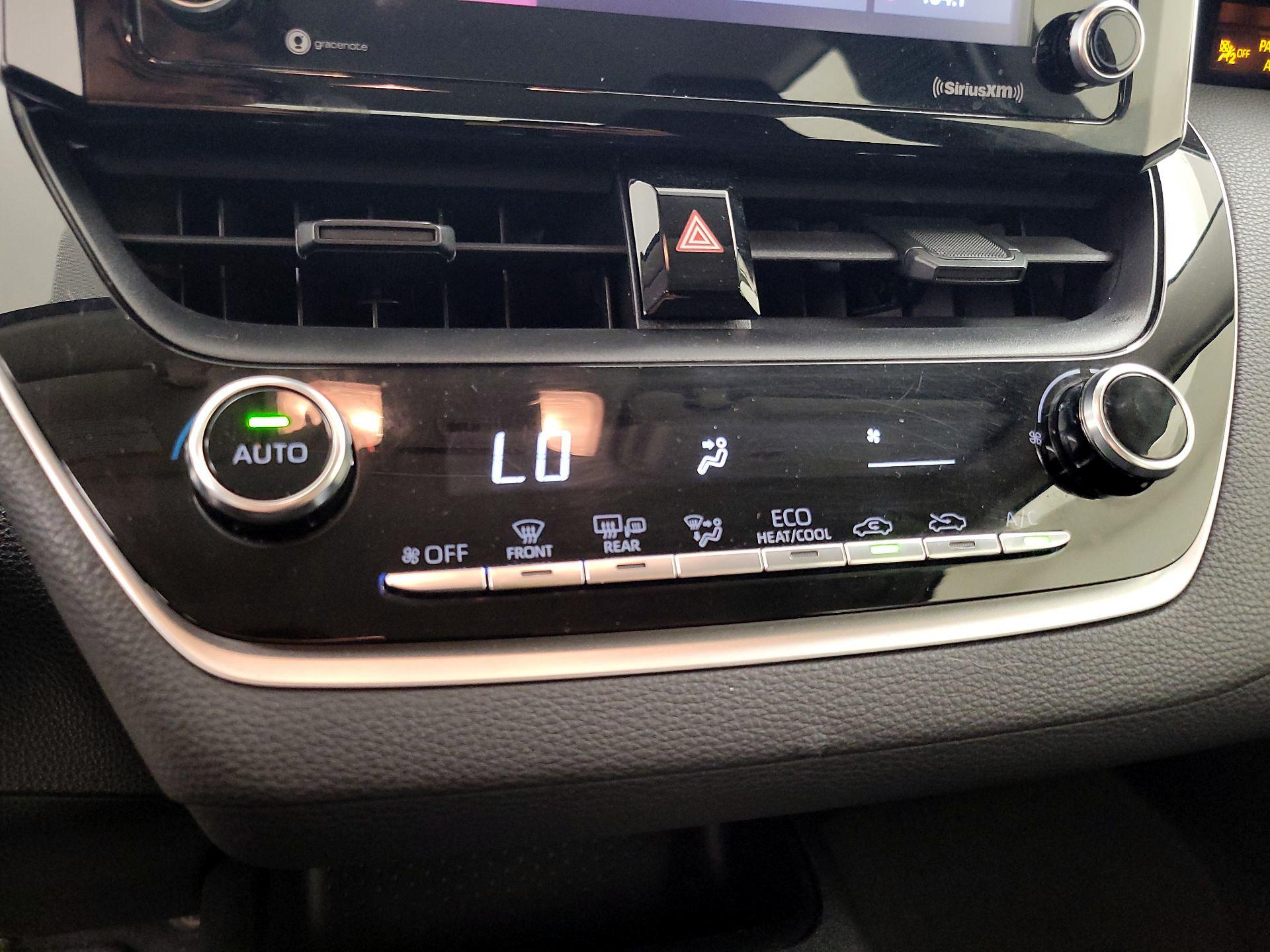 Thumbnail: 2021 Toyota Corolla - 16