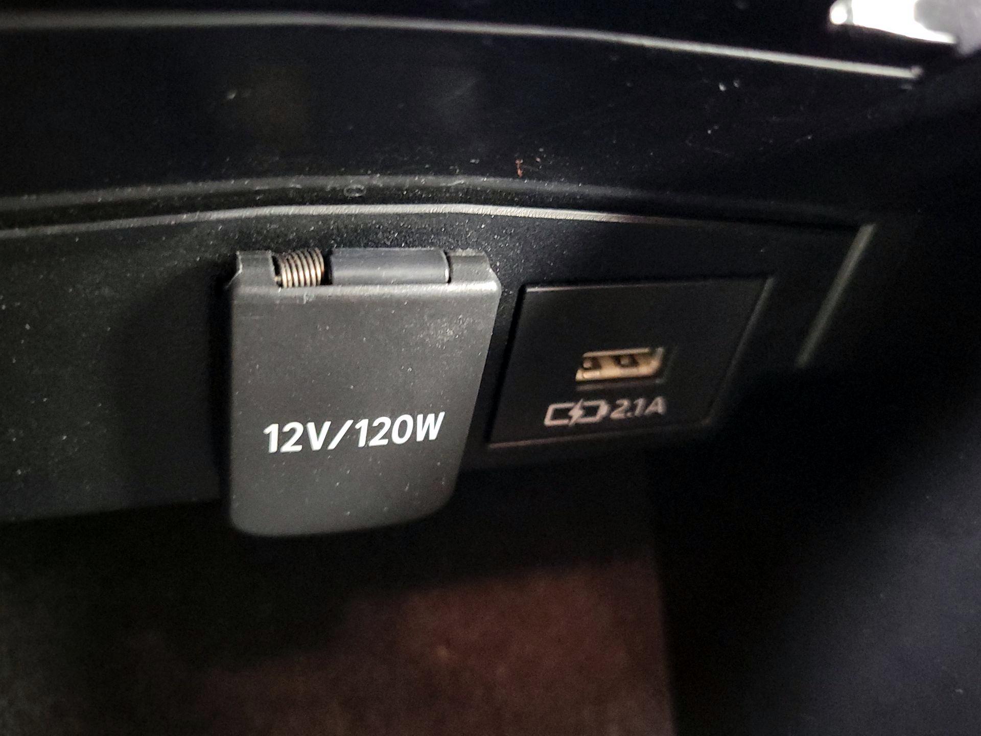 Thumbnail: 2021 Toyota Corolla - 18